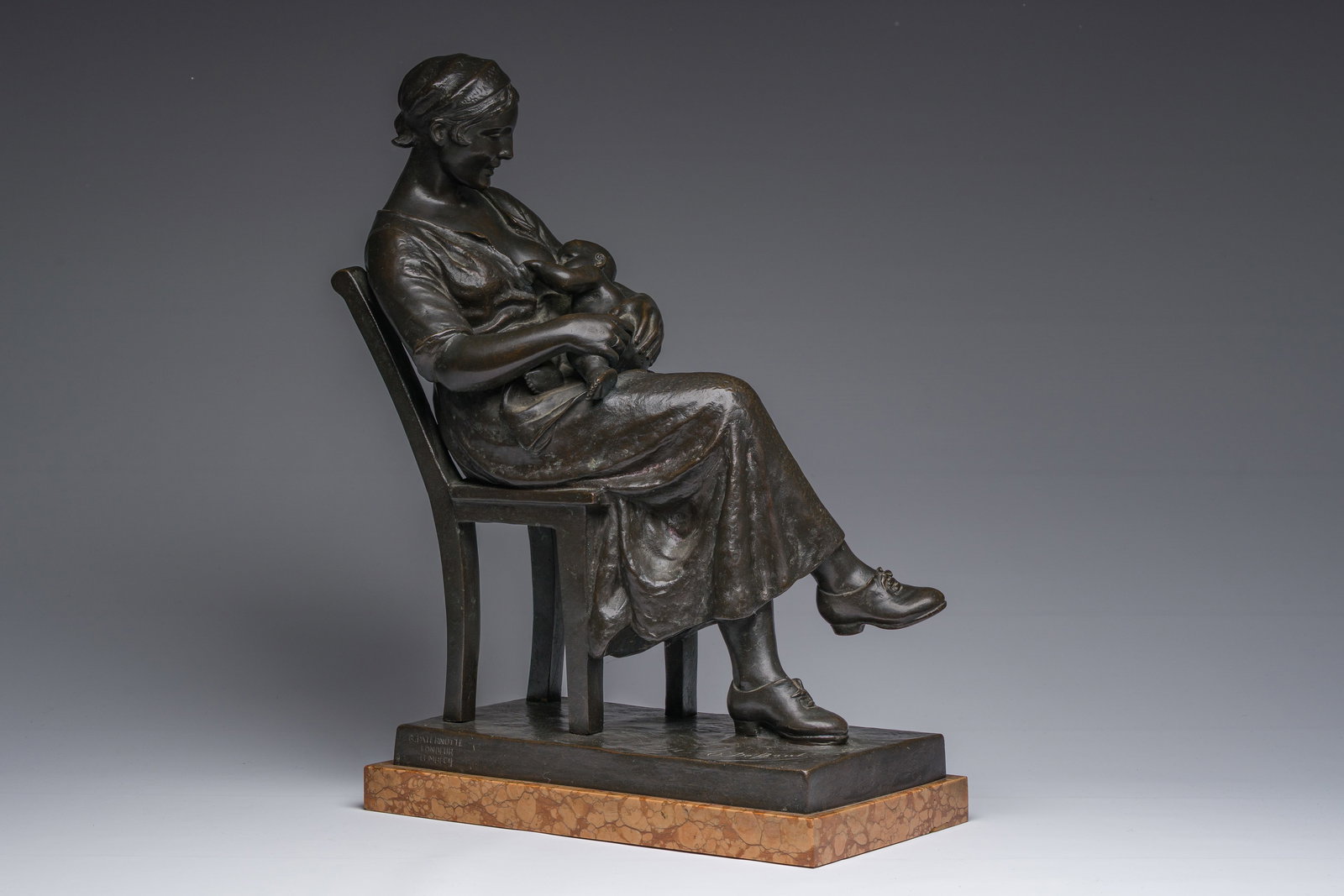 Otto De Beul (1845-1899): Mother and child, brown patinated bronze on a marble base, foundry mark: Otto De Beul (1845-1899): Mother and child, brown patinated bronze on a marble base, foundry mark 'G. Paternotte fondeur Lembecq' H 53 - L 40 cm