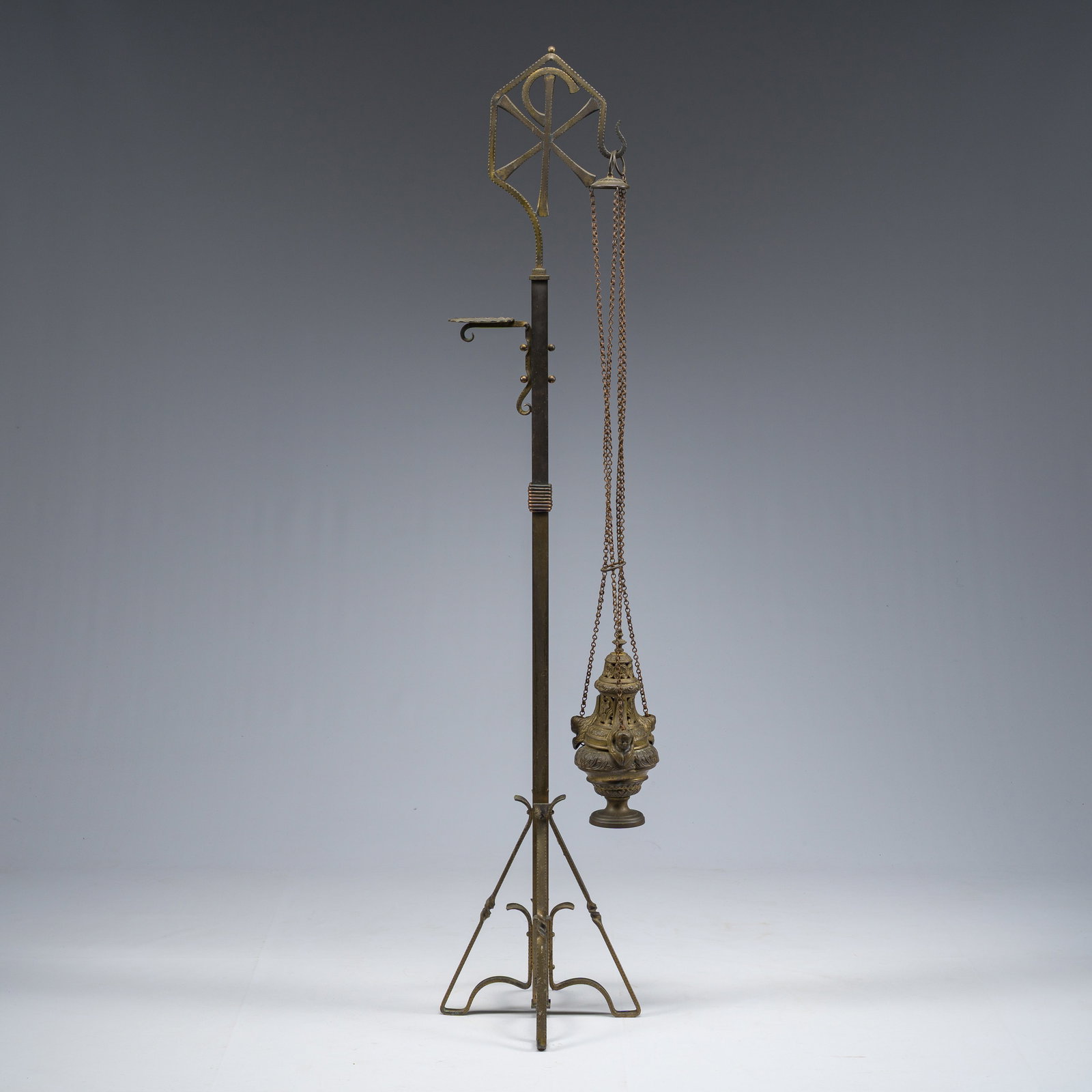 A gilt bronze incense burner with angel heads and a matching stand, ca. 1900 (1 of 8)