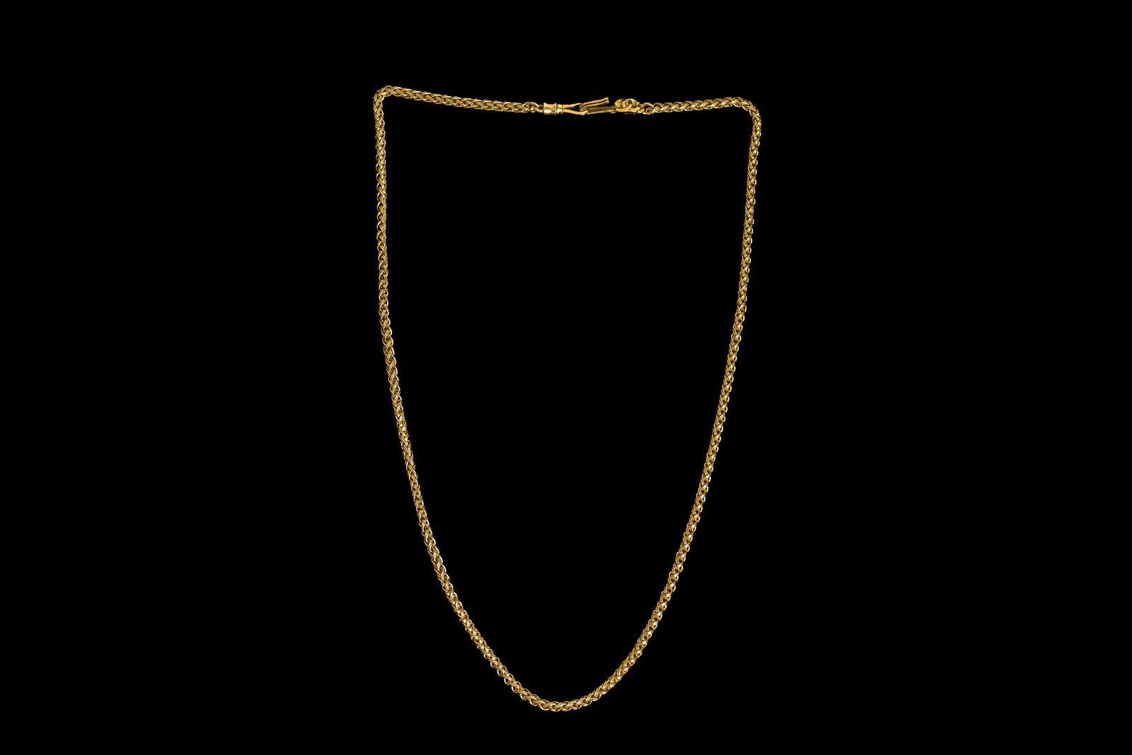 A French gold-plated Chanel necklace in the original storage box, late 20th C. (1 of 5)