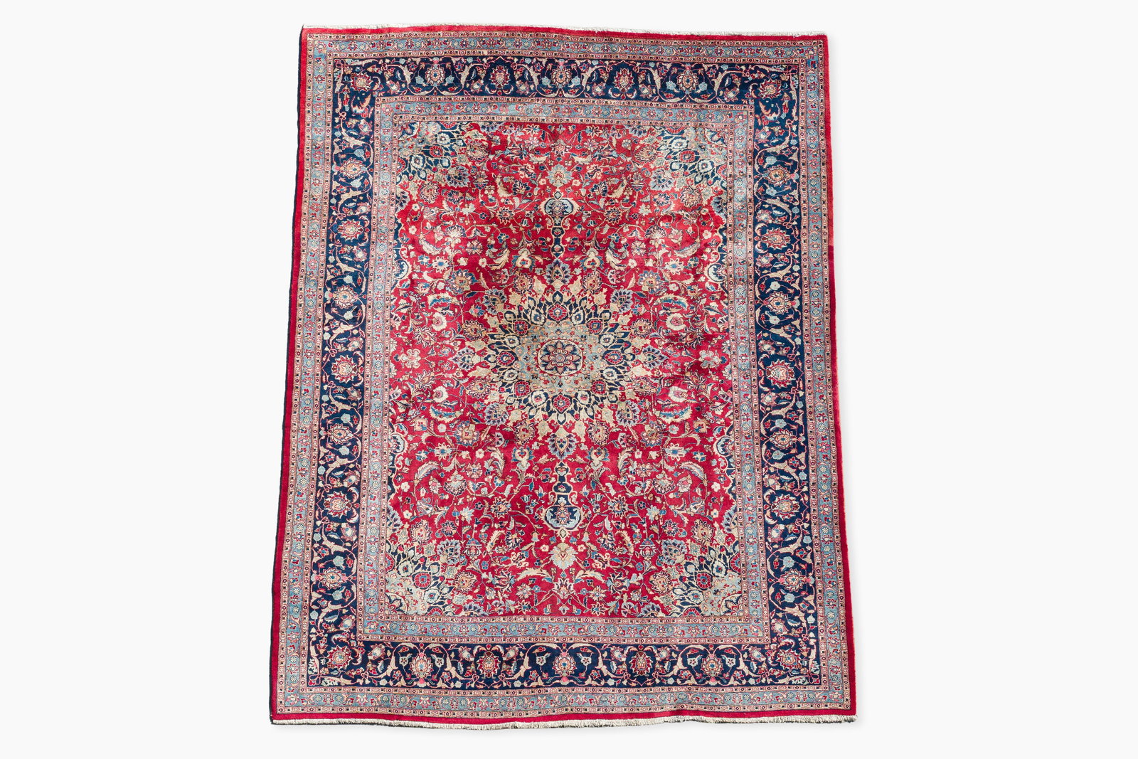 A Persian Keshan (Kashan) rug with floral design, wool on cotton, 20th C. (1 of 6)