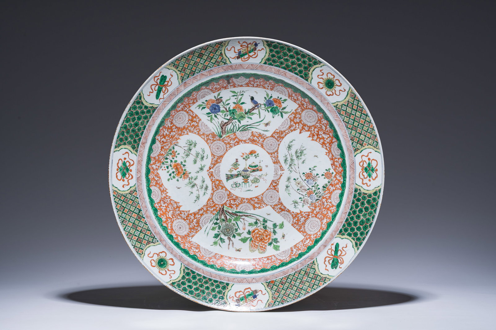 A large French Samson famille verte style charger with antiquities and floral design, Paris, 19th C. (1 of 2)