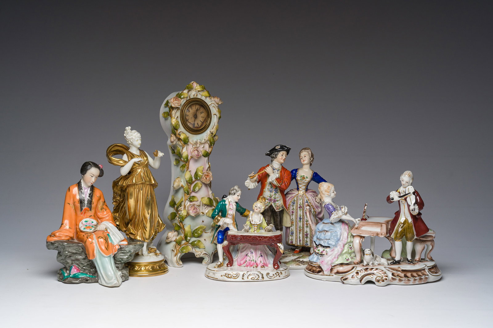 A varied collection of European and Chinese polychrome and gilt decorated porcelain, 19th/20th C. (1 of 6)