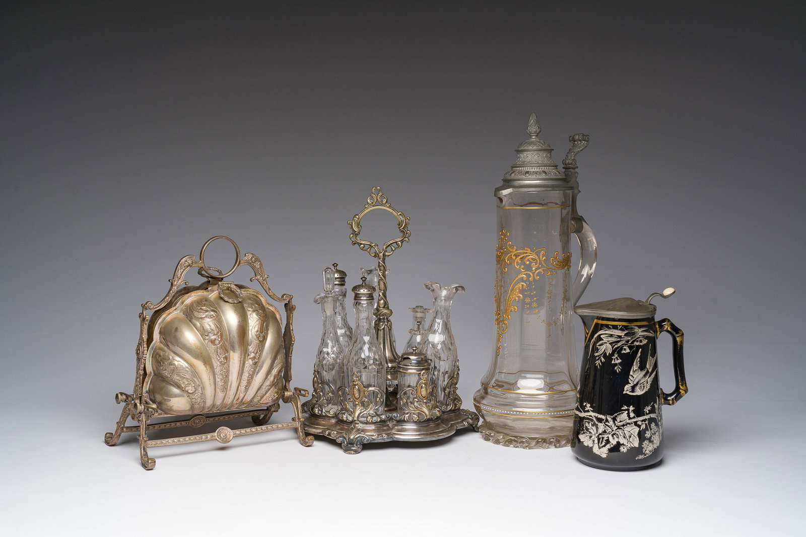 A varied collection of English glass, silver-plated metal and ceramic tableware, 19th/20th C. (1 of 6)