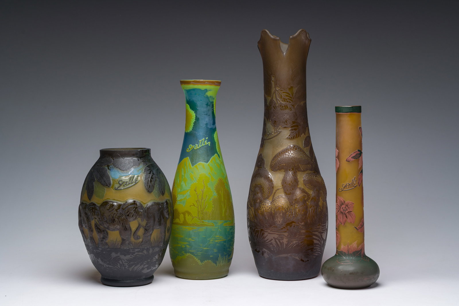 Emile Galle (1846-1904, after): Four cameo glass Art Nouveau style vases with fauna and flora, 20th (1 of 9)