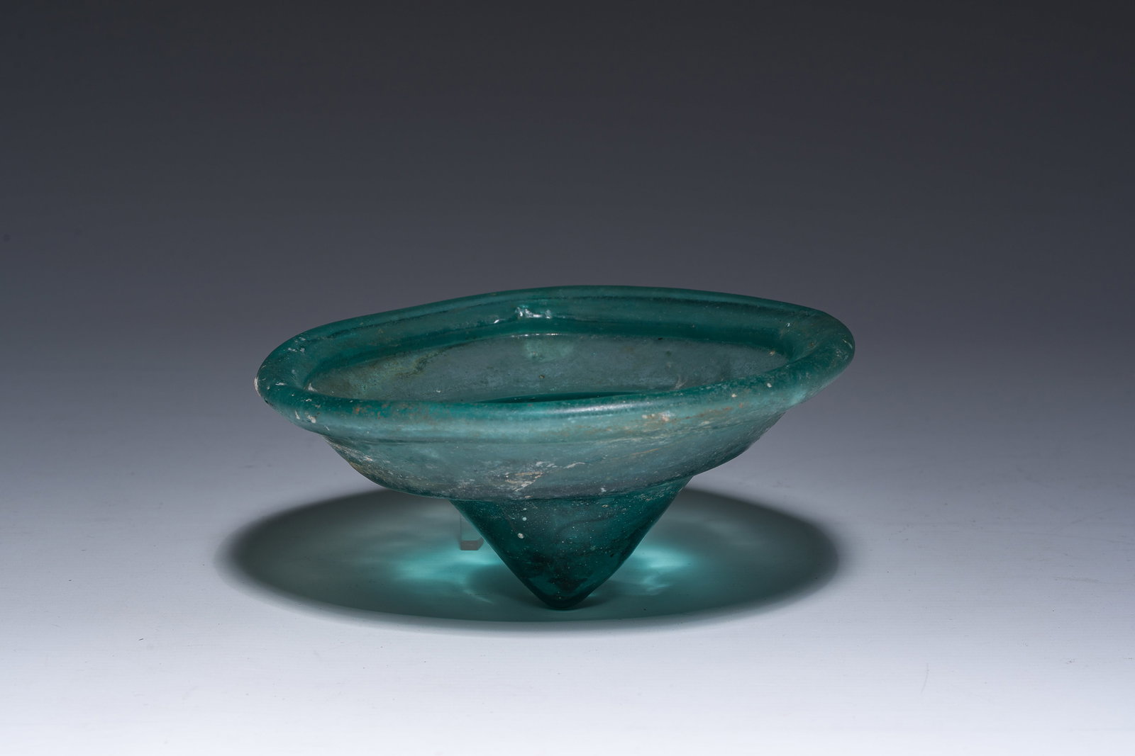 A Byzantine glass oil lamp, possibly 5th/10th C. (1 of 6)