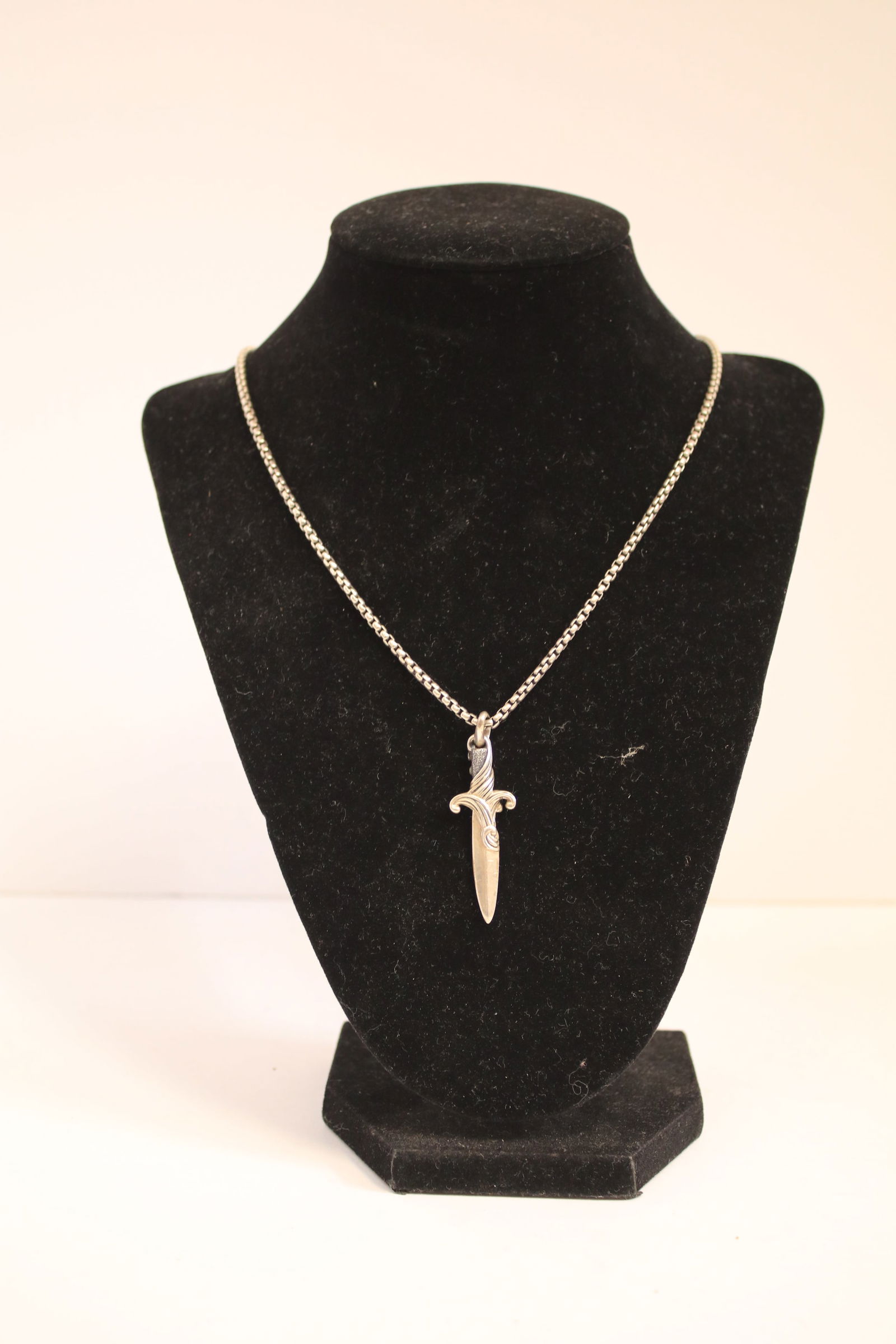 David Yurman waves Dagger Pendant sterling silver necklace with Black Diamonds (1 of 4)