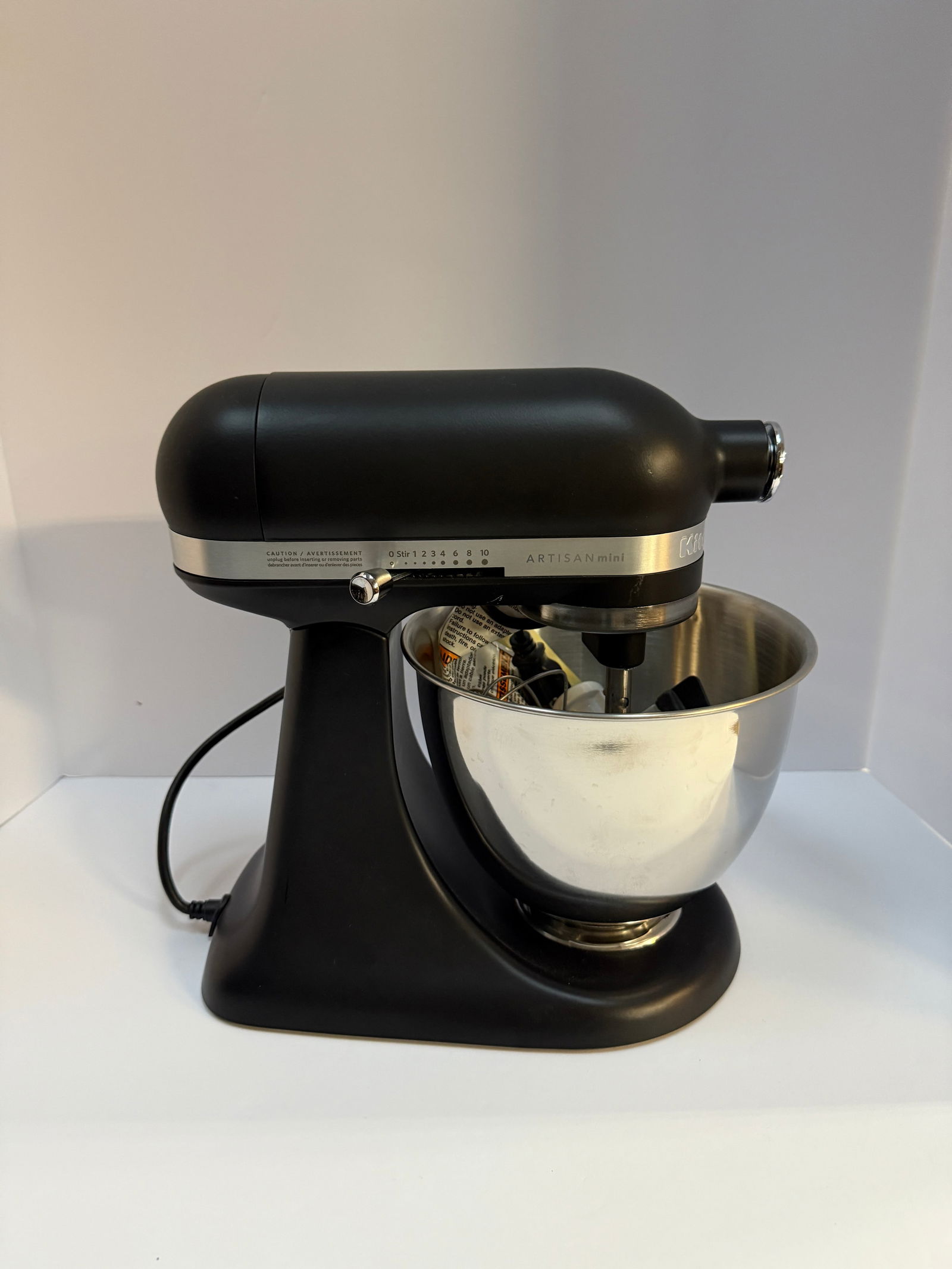 KitchenAid Artisan Mini mixer 3.5 QT (1 of 3)