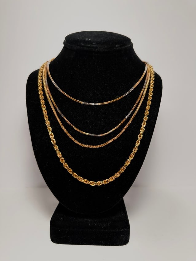4 Necklaces 64 Grams of 22k Gold (1 of 1)