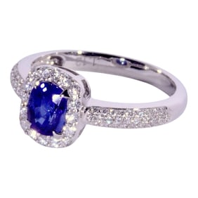 18K Sapphire 1.12 carats ring