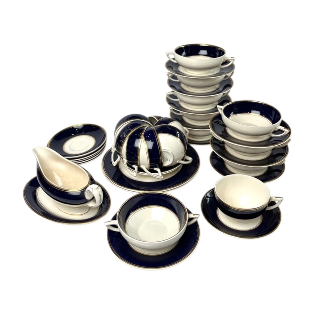 9 Sets of Colfax Crown Ducal Tableware Collection (1 of 6)