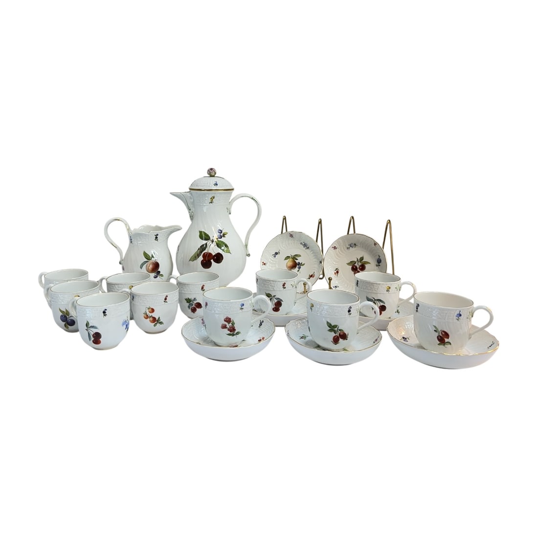 Meissen Porcelain Coffee Set Scattered Fruit 9 Cups Saucers Pot Creamer As-Is: A magnificent, highly prestigious antique fine porcelain mocha / coffee service manufactured by the legendary Meissen Porcelain Manufactory of Germany.The pieces feature Meissen's historic "Scattered 