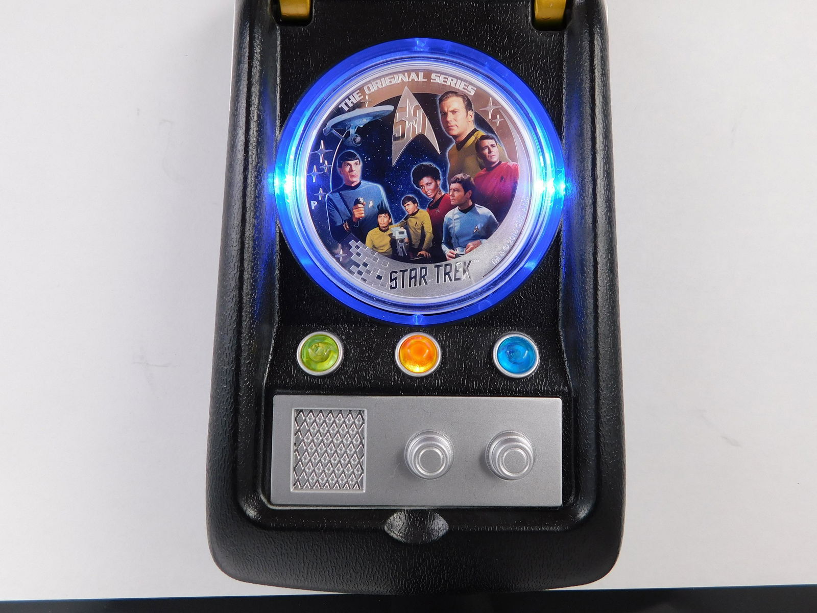 2016 Star Trek 2 oz Silver Proof (1 of 3)