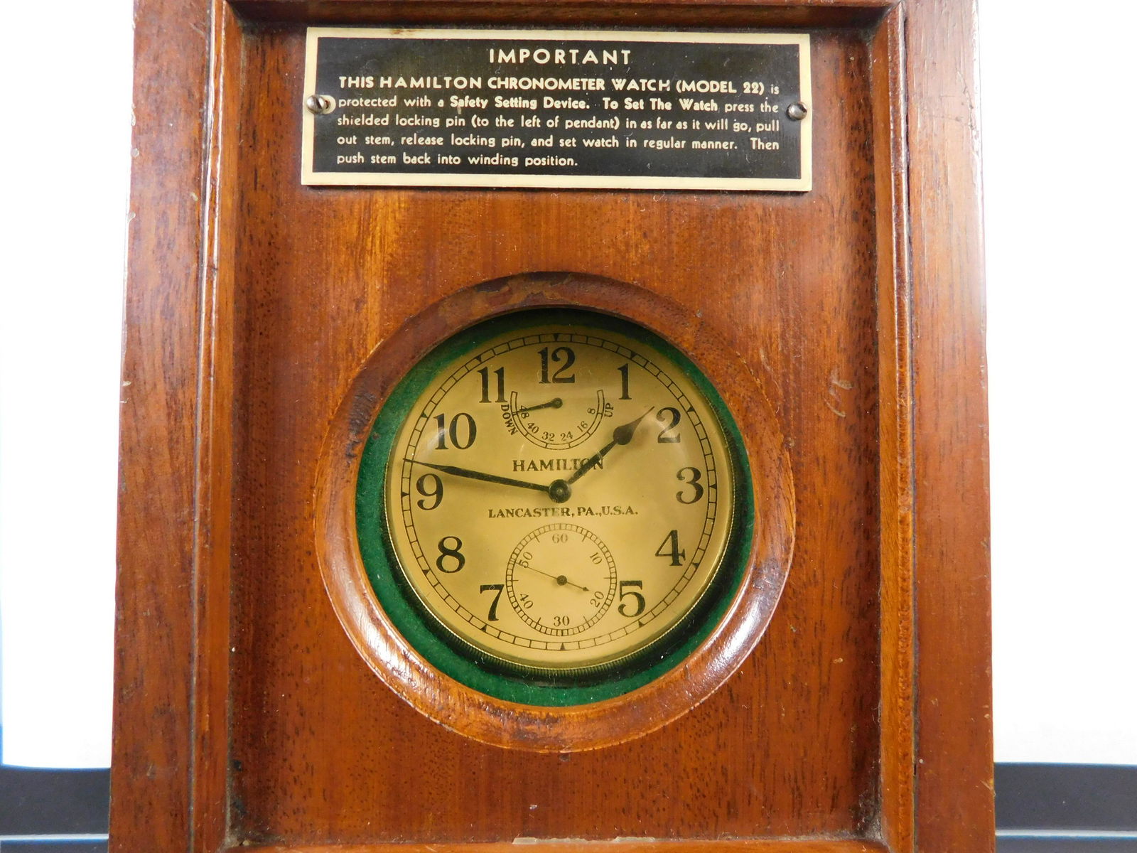 Hamilton Naval Chronometer (1 of 3)