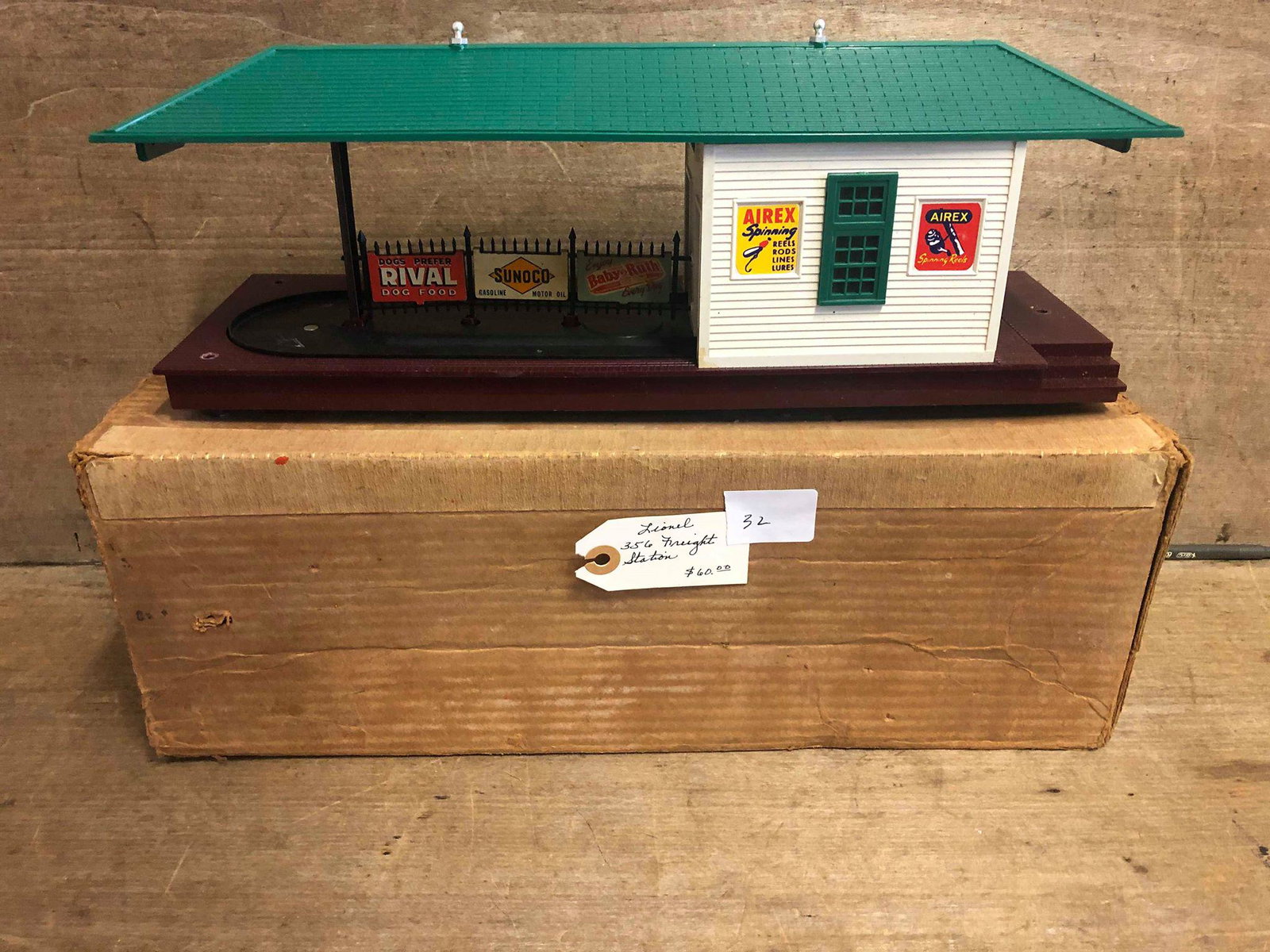LIONEL FREIGHT STATION: LIONEL FREIGHT STATION