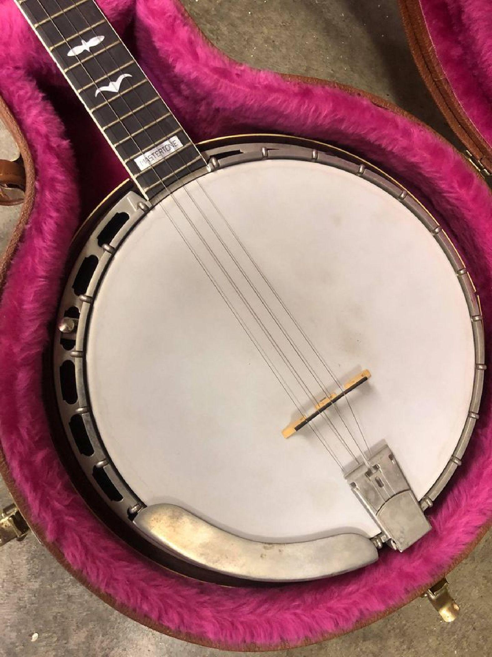 Gibson Master Tone Banjo & Case (Some Damage): Gibson Master Tone Banjo & Case (Some Damage)