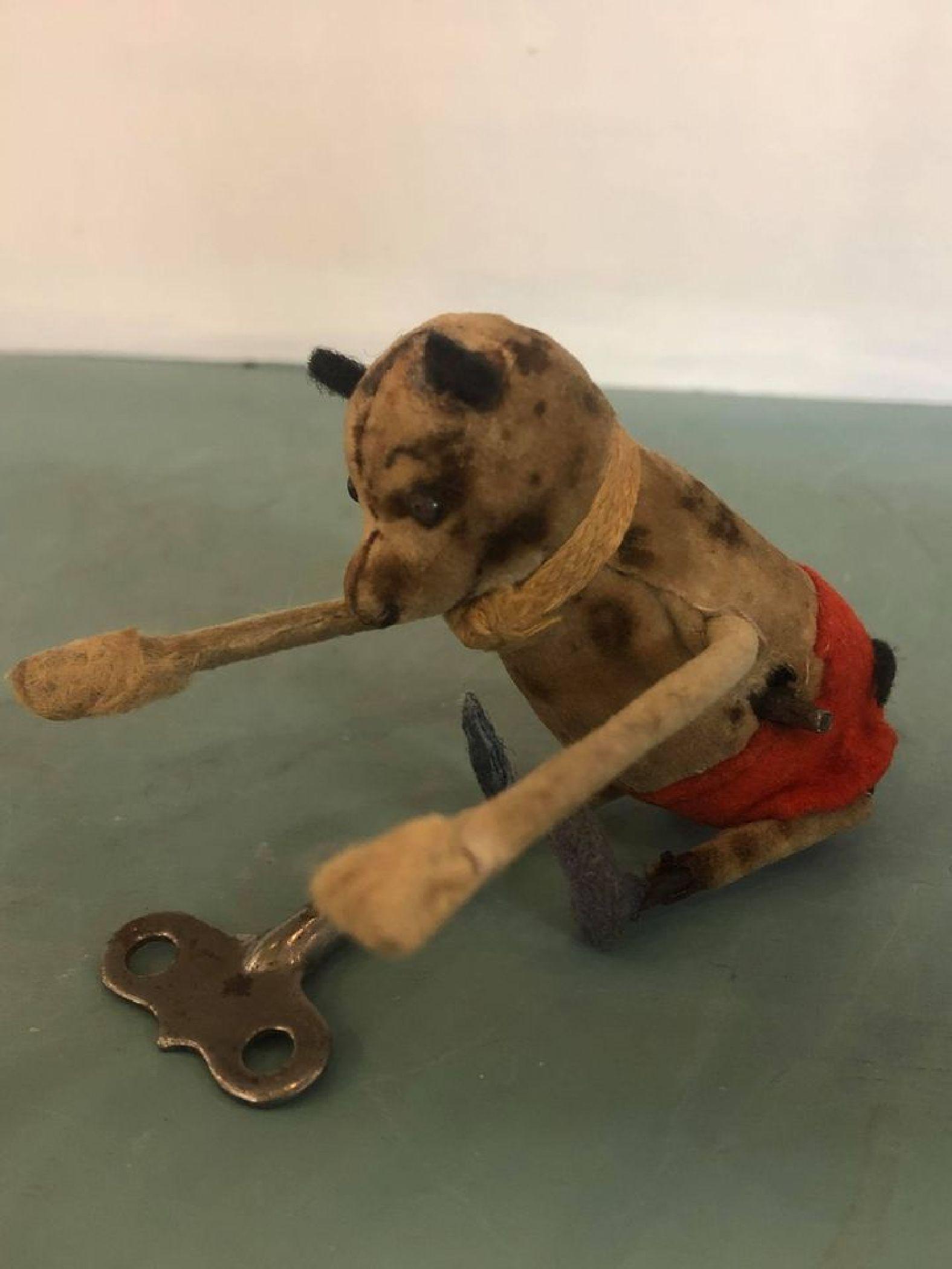 Shuco Wind Up Animal Toy: Shuco Wind Up Animal Toy