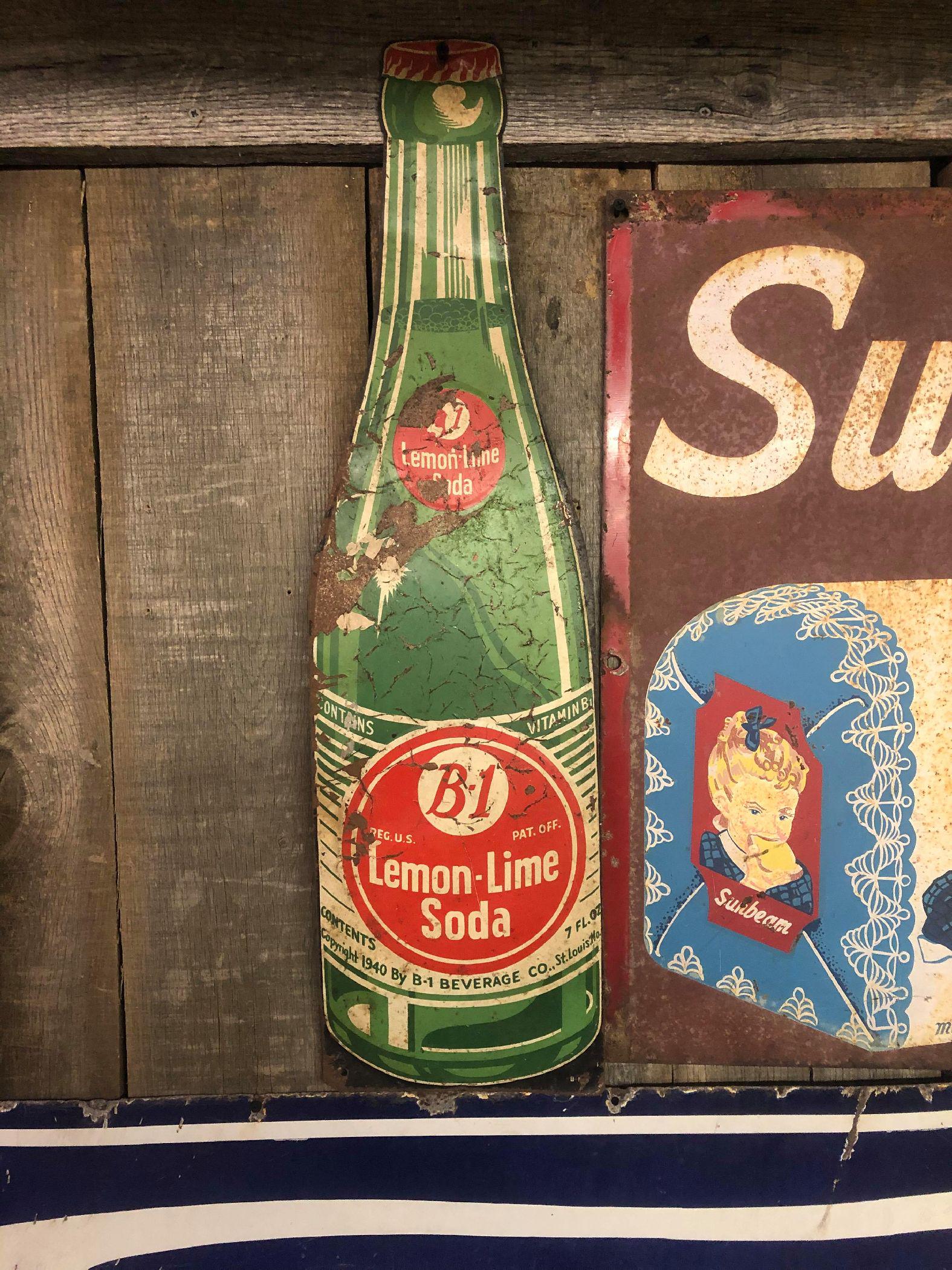 Metal B-1 Lemon Lime Soda Sign: Metal B-1 Lemon Lime Soda Sign