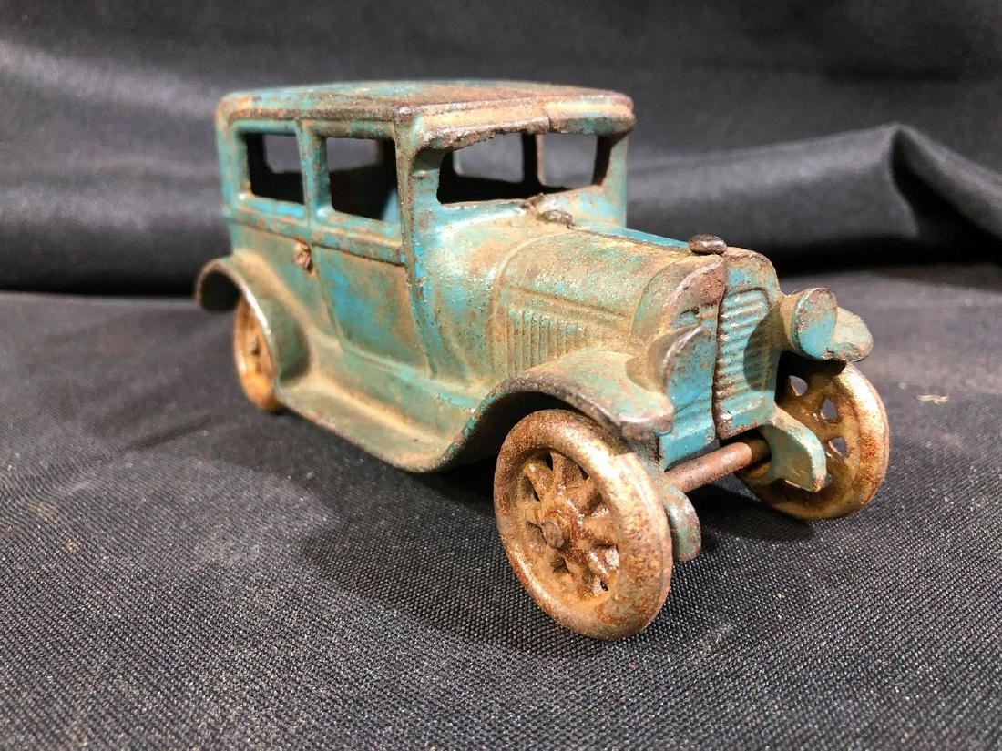 Antique Arcade Cast Iron Toy Car Freeport, Ill.: Antique Arcade Cast Iron Toy Car Freeport, Ill.