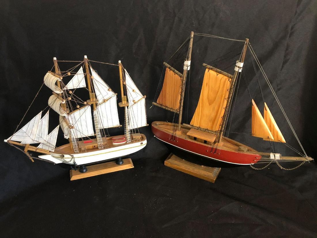 Pair Of Model Clipper Shops: Pair Of Model Clipper Shops