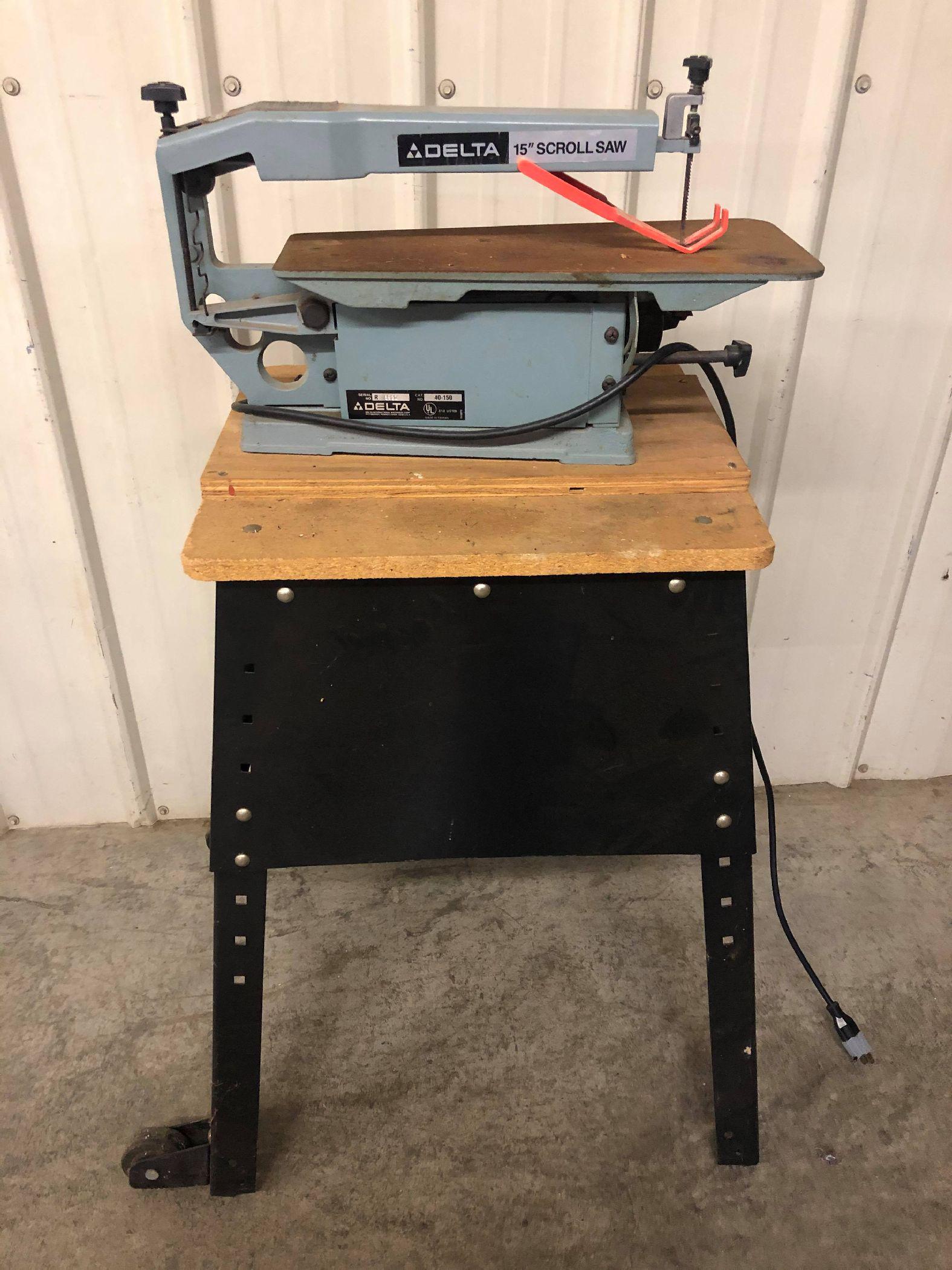 15" Scroll Saw On Work Table: 15" Scroll Saw On Work Table