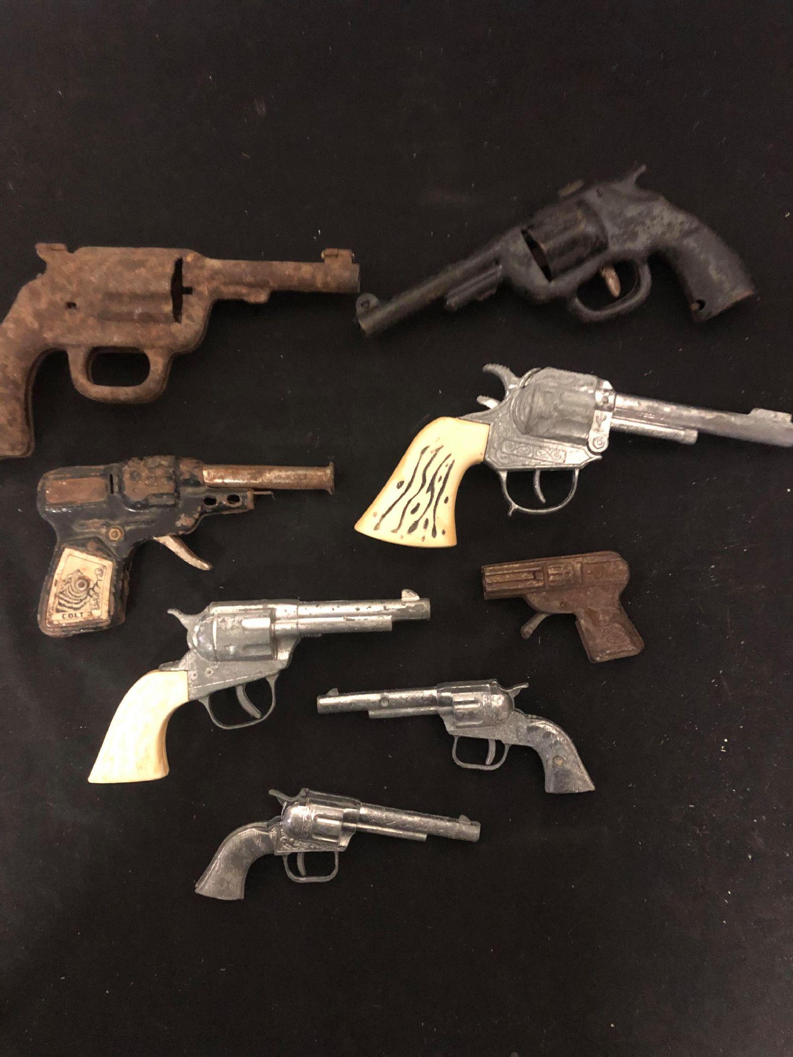 Collection Of 8 Vintage Toy Guns: Collection Of 8 Vintage Toy Guns