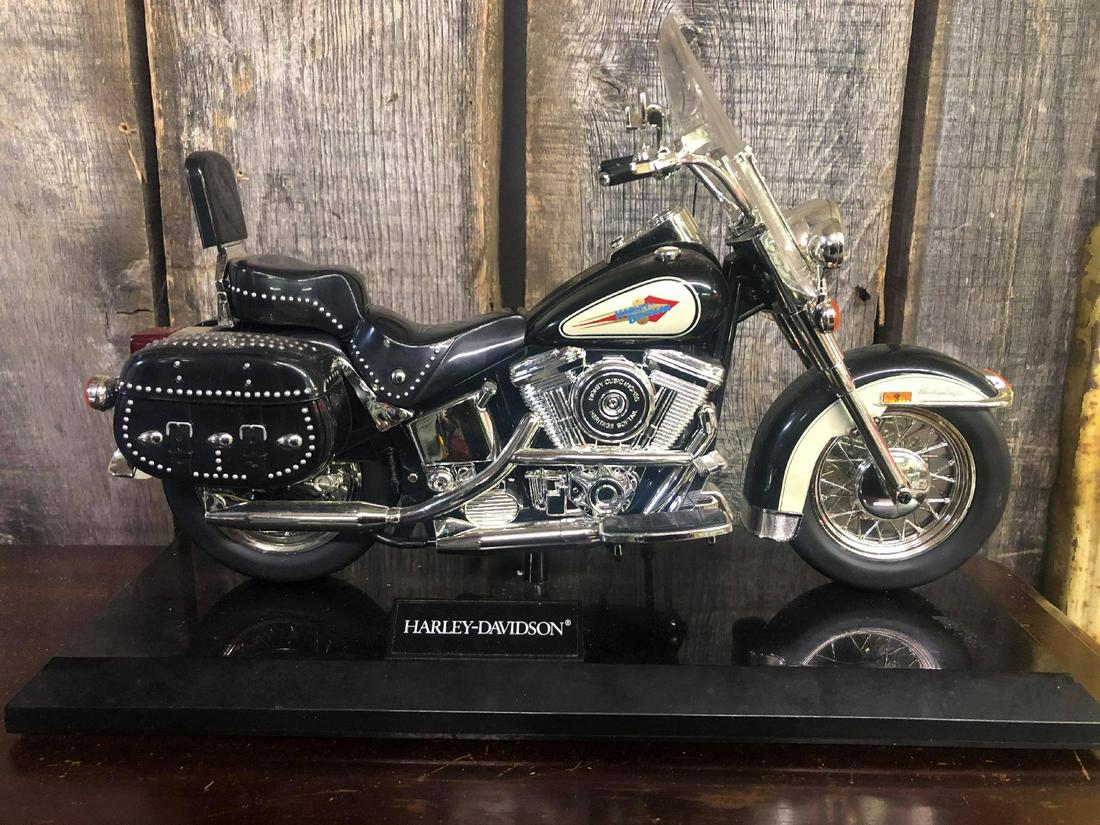 Harley Davidson Model Motorcycle Phone: Harley Davidson Model Motorcycle Phone