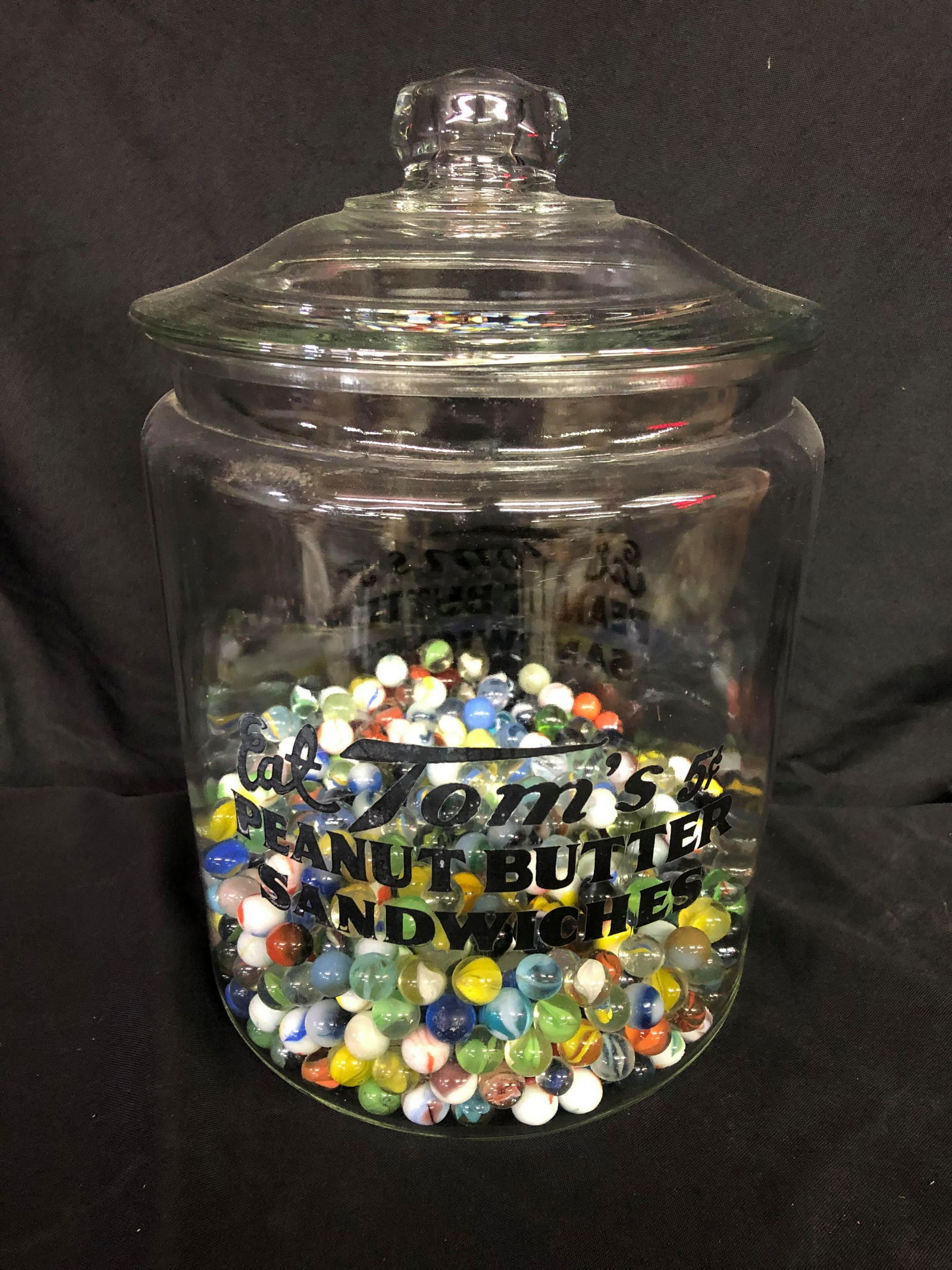 Glass Tom's Peanut Butter Sandwiches Jar Of Marbles: Glass Tom's Peanut Butter Sandwiches Jar Of Marbles