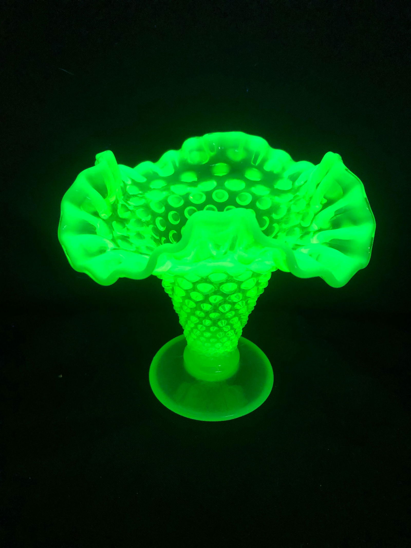 HOBNAIL FENTON VASELINE GLASS (1 of 1)