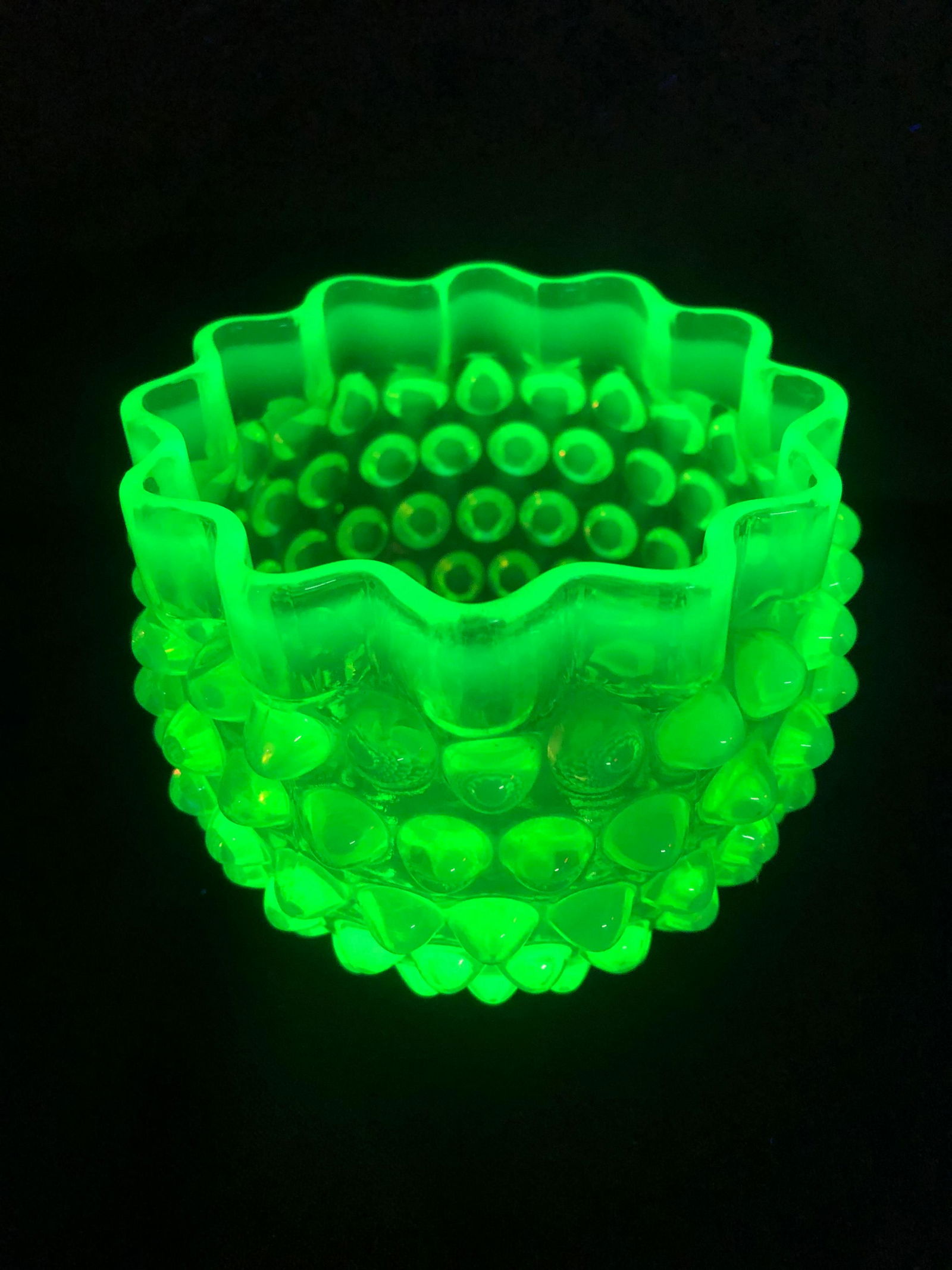 HOBNAIL FENTON VASELINE GLASS VASE (1 of 1)