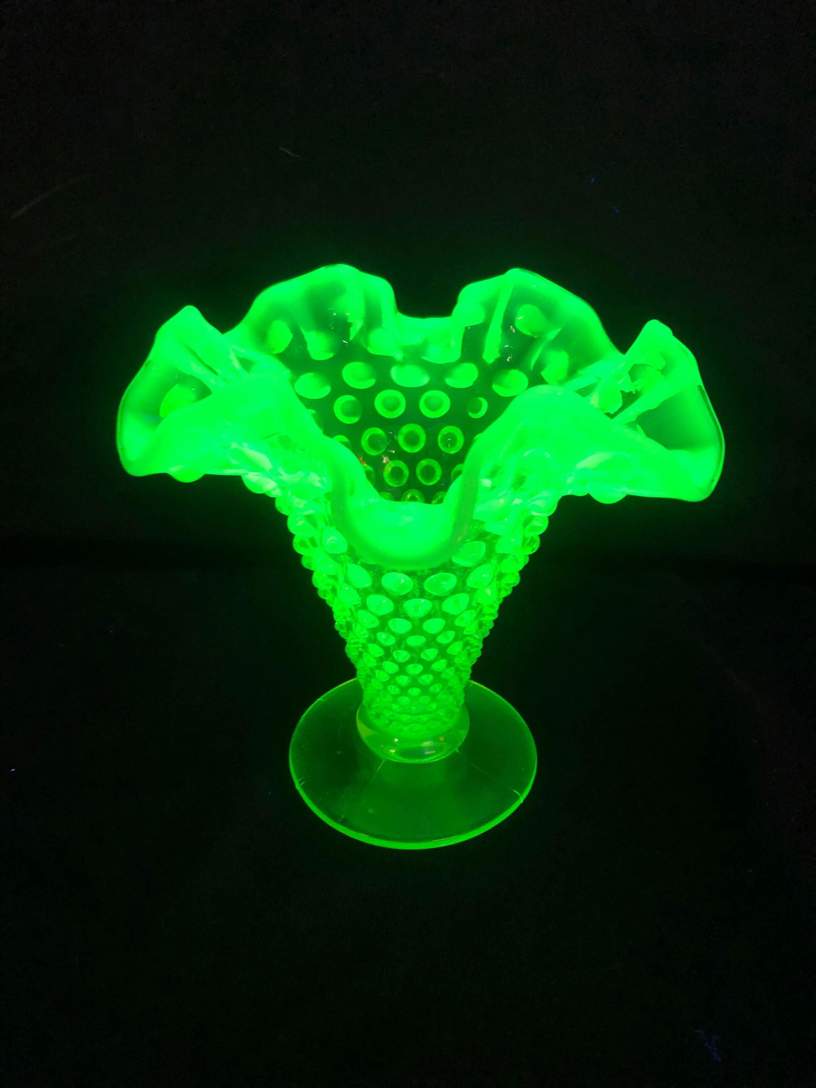 HOBNAIL FENTON VASELINE GLASS (1 of 1)