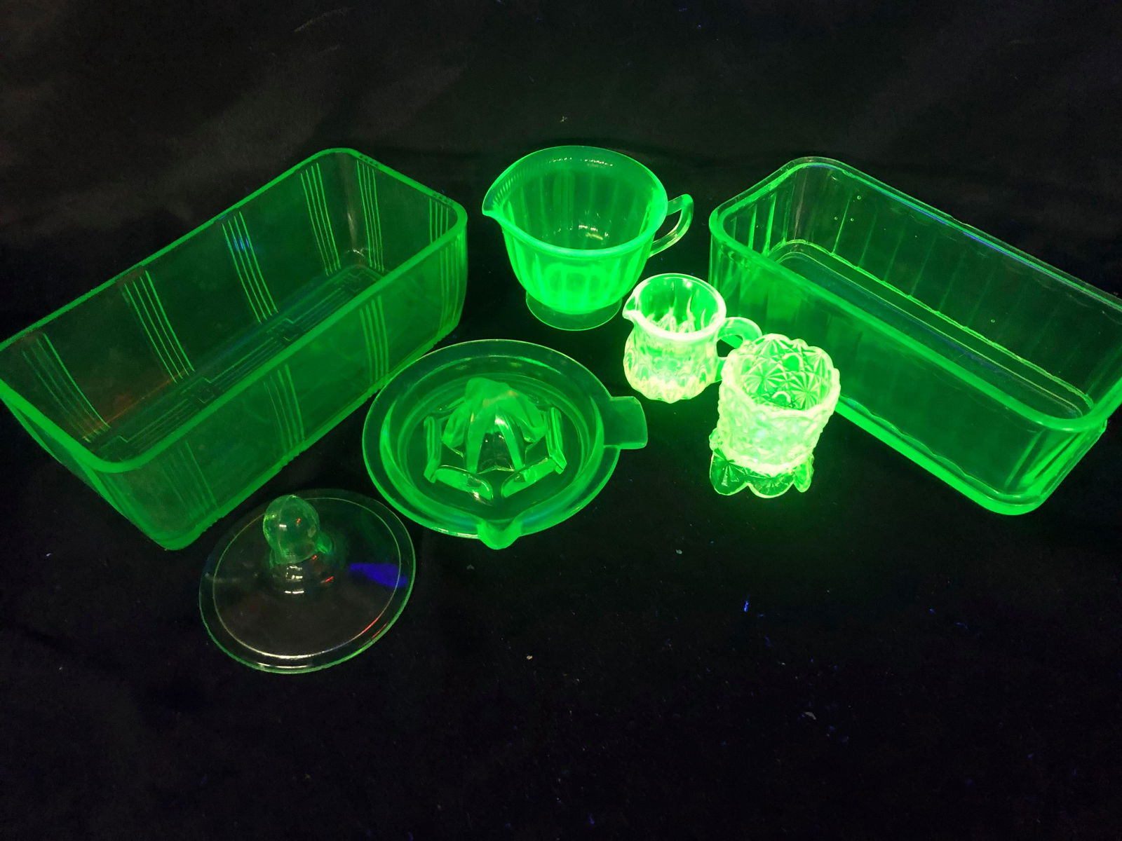 ASSORTED VASELINE GLASS ITEMS (1 of 1)