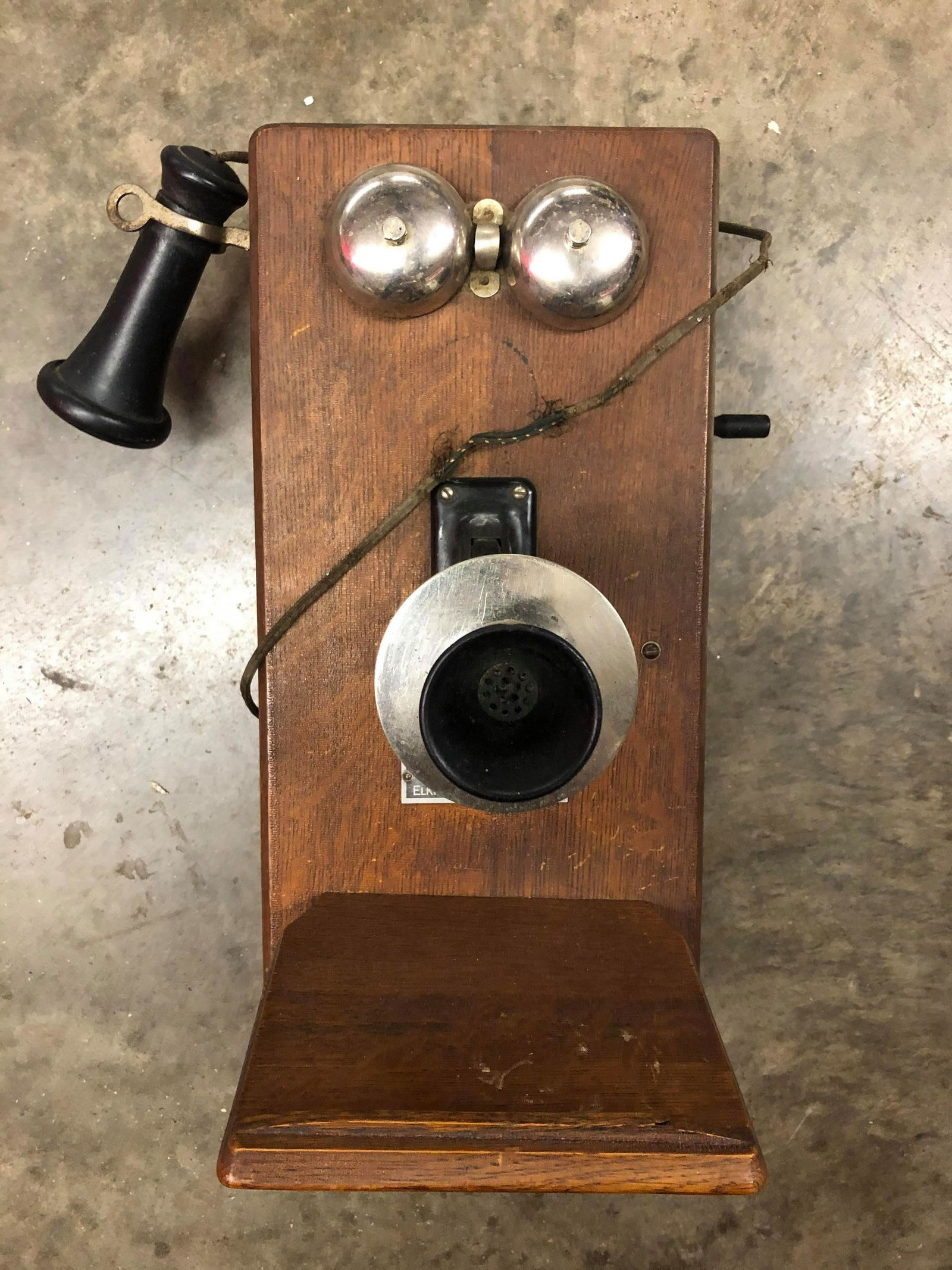 CHICAGO TELEPHONE SUPPLY CO WALL PHONE (1 of 2)