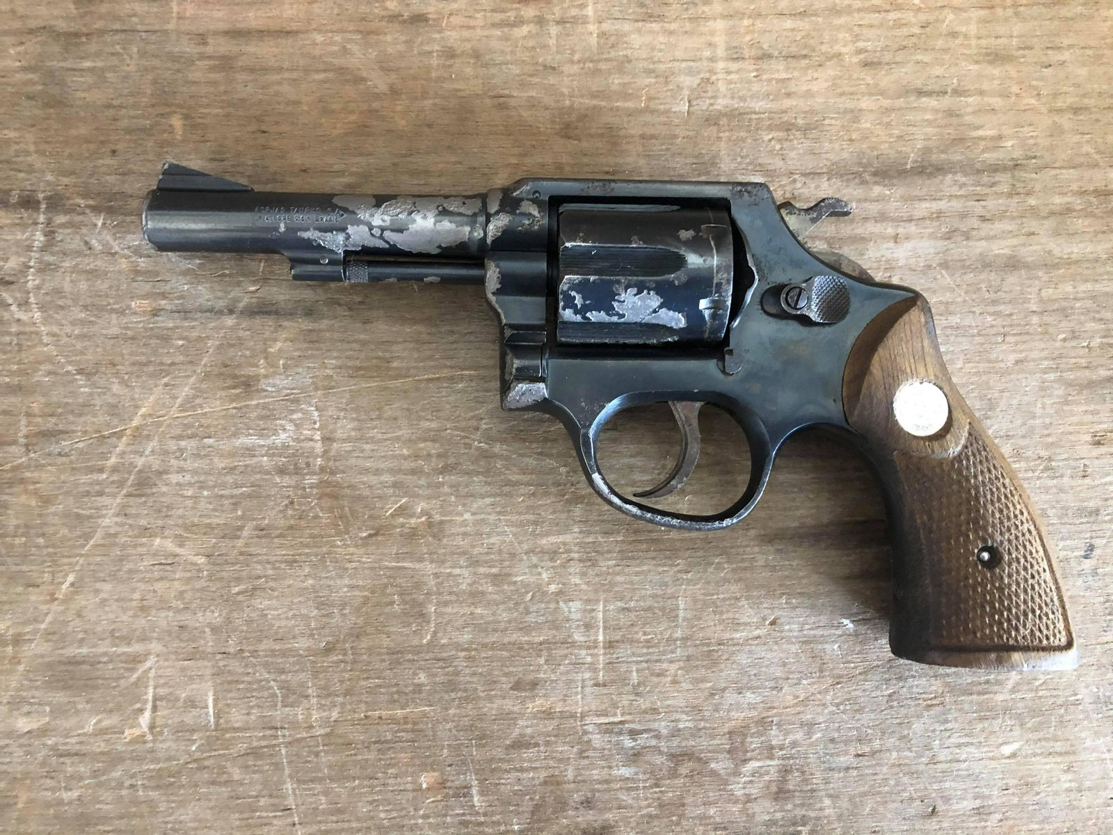 TAURUS .38 REVOLVER SERIAL NO 1097293: TAURUS .38 REVOLVER SERIAL NO 1097293