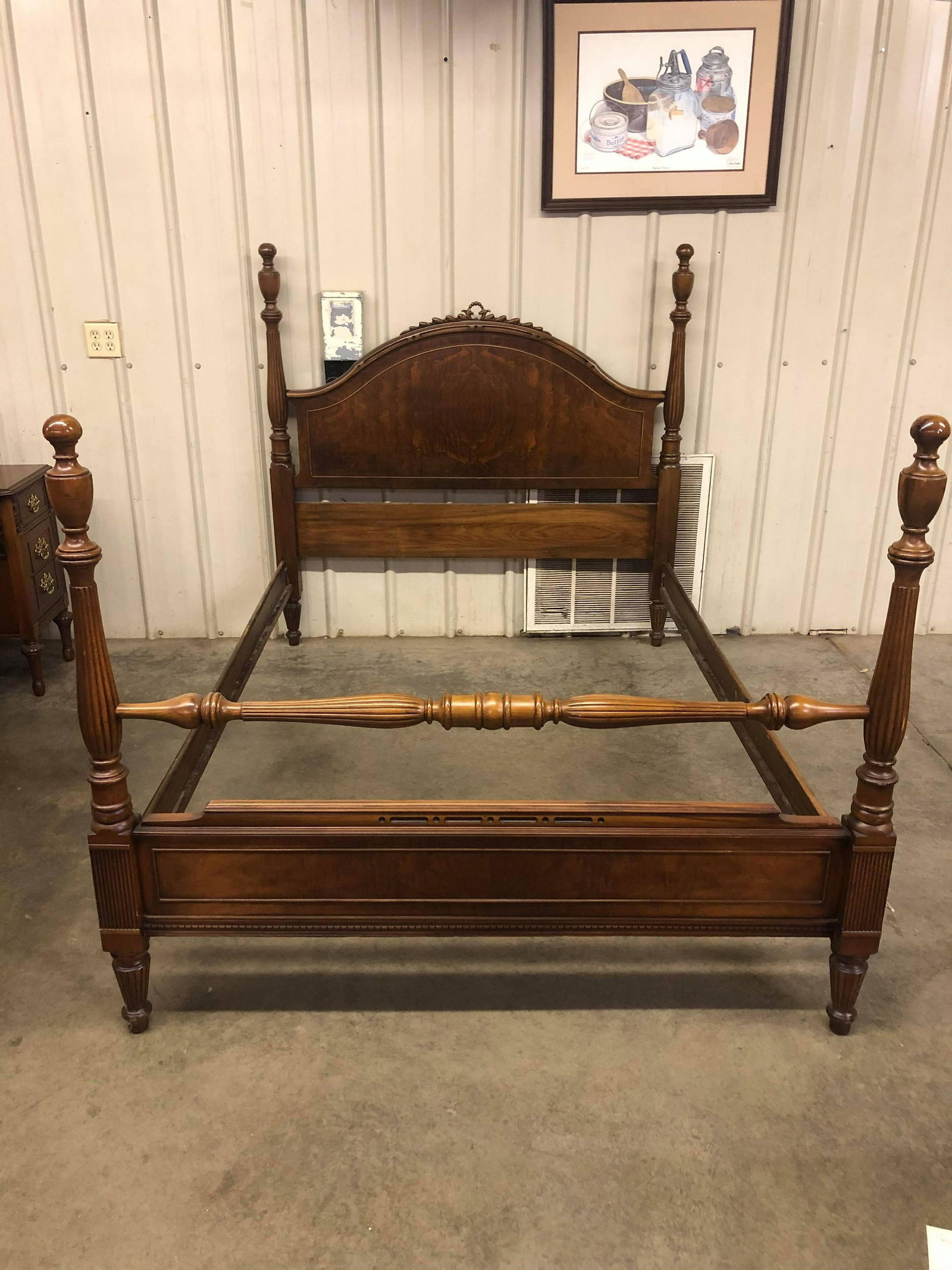 FOUR POSTER VINTAGE FULL SIZE BED: FOUR POSTER VINTAGE FULL SIZE BED