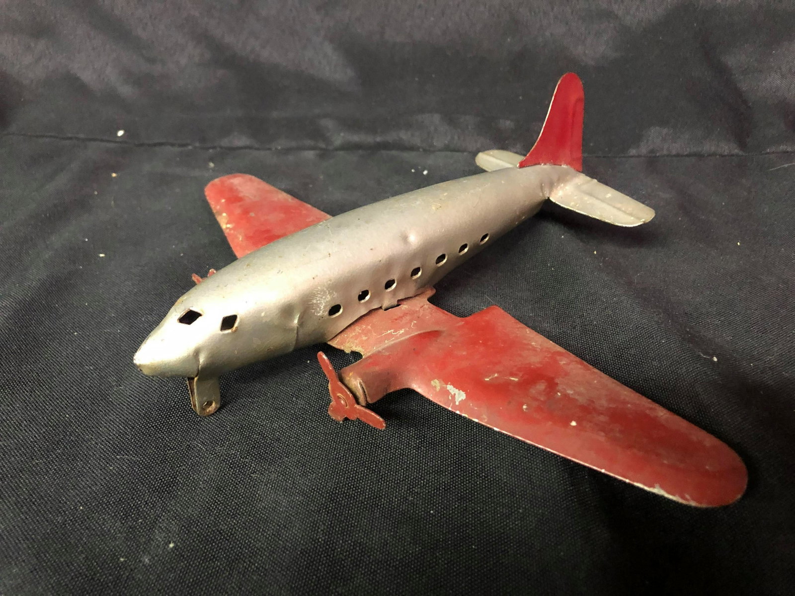 WYANNDOTTE PLANE: WYANNDOTTE PLANE