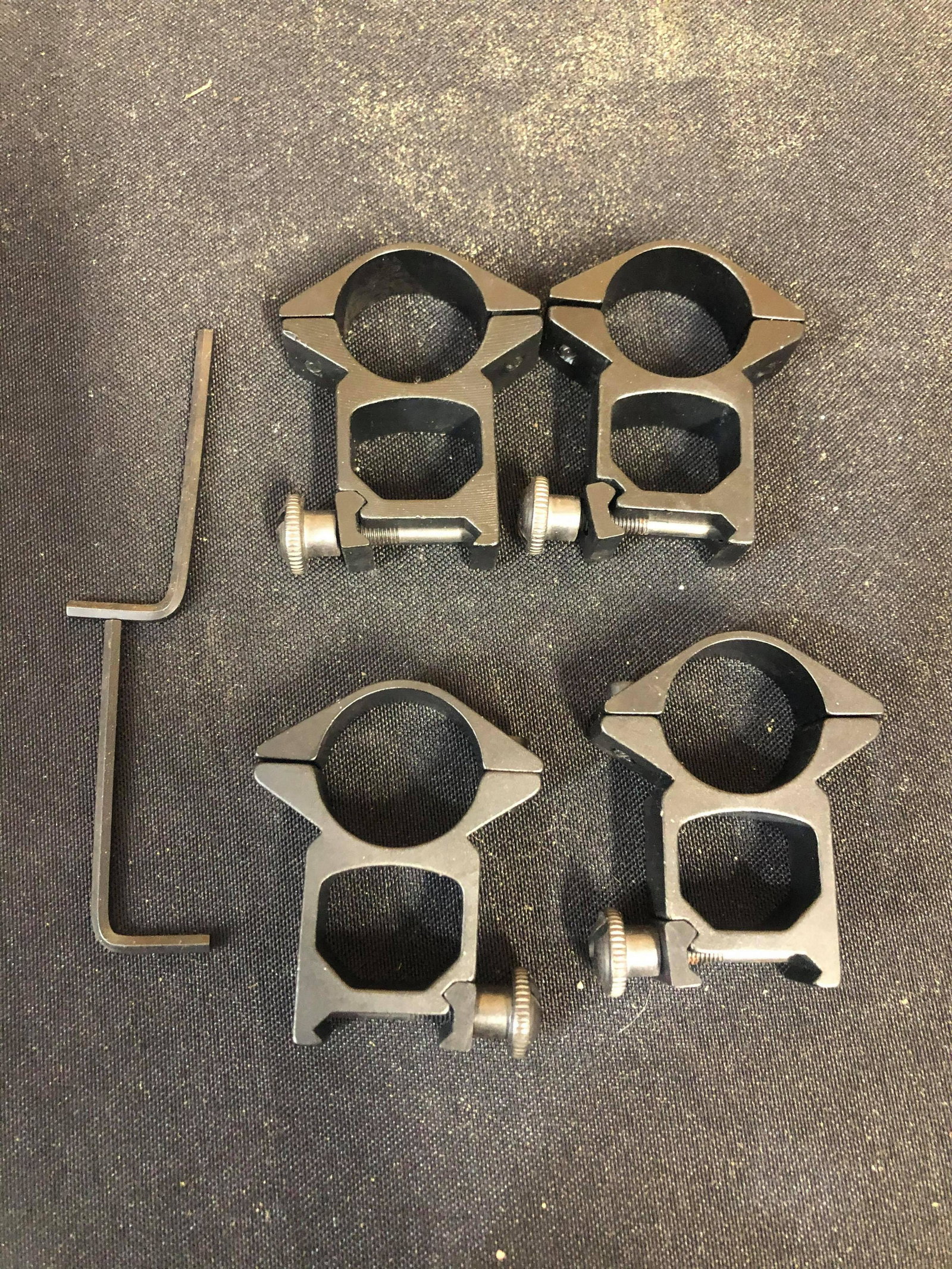 Pair Of Scope Rings With Allen Wrenches: Pair Of Scope Rings With Allen Wrenches