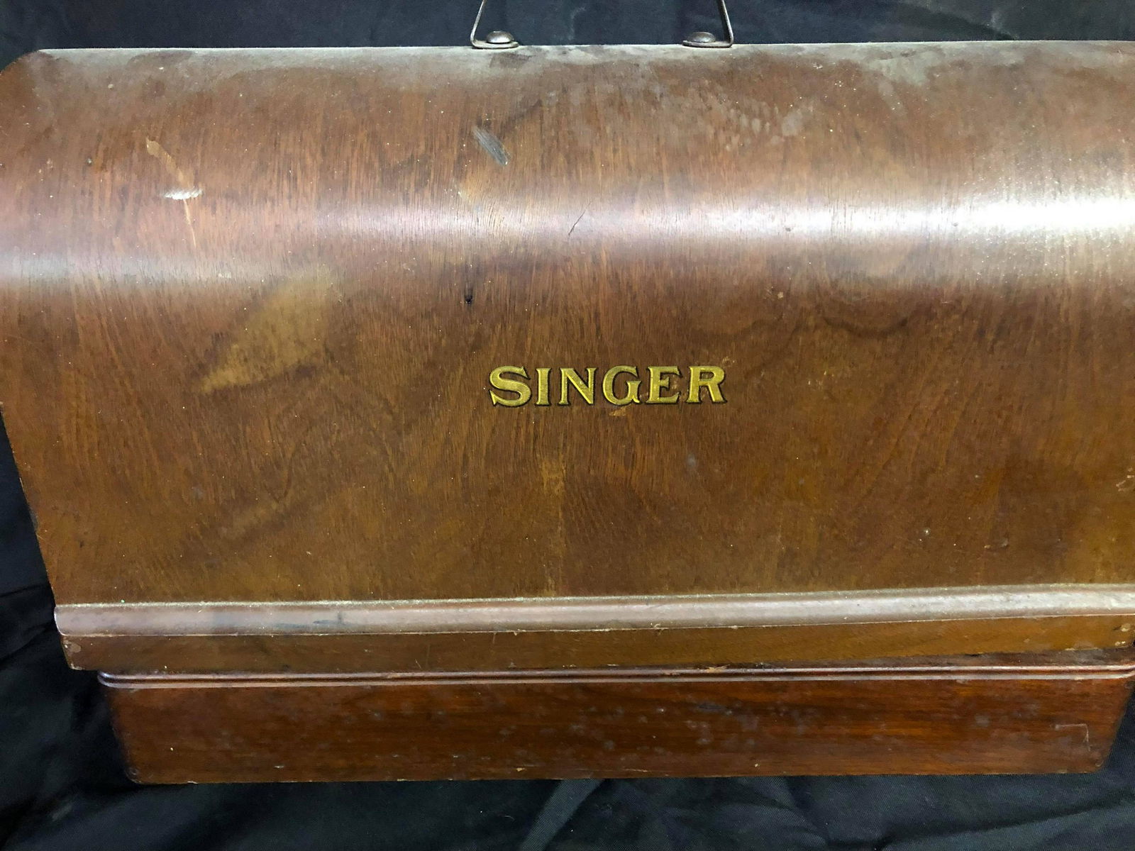 SINGER SEWING MACHINE: SINGER SEWING MACHINE