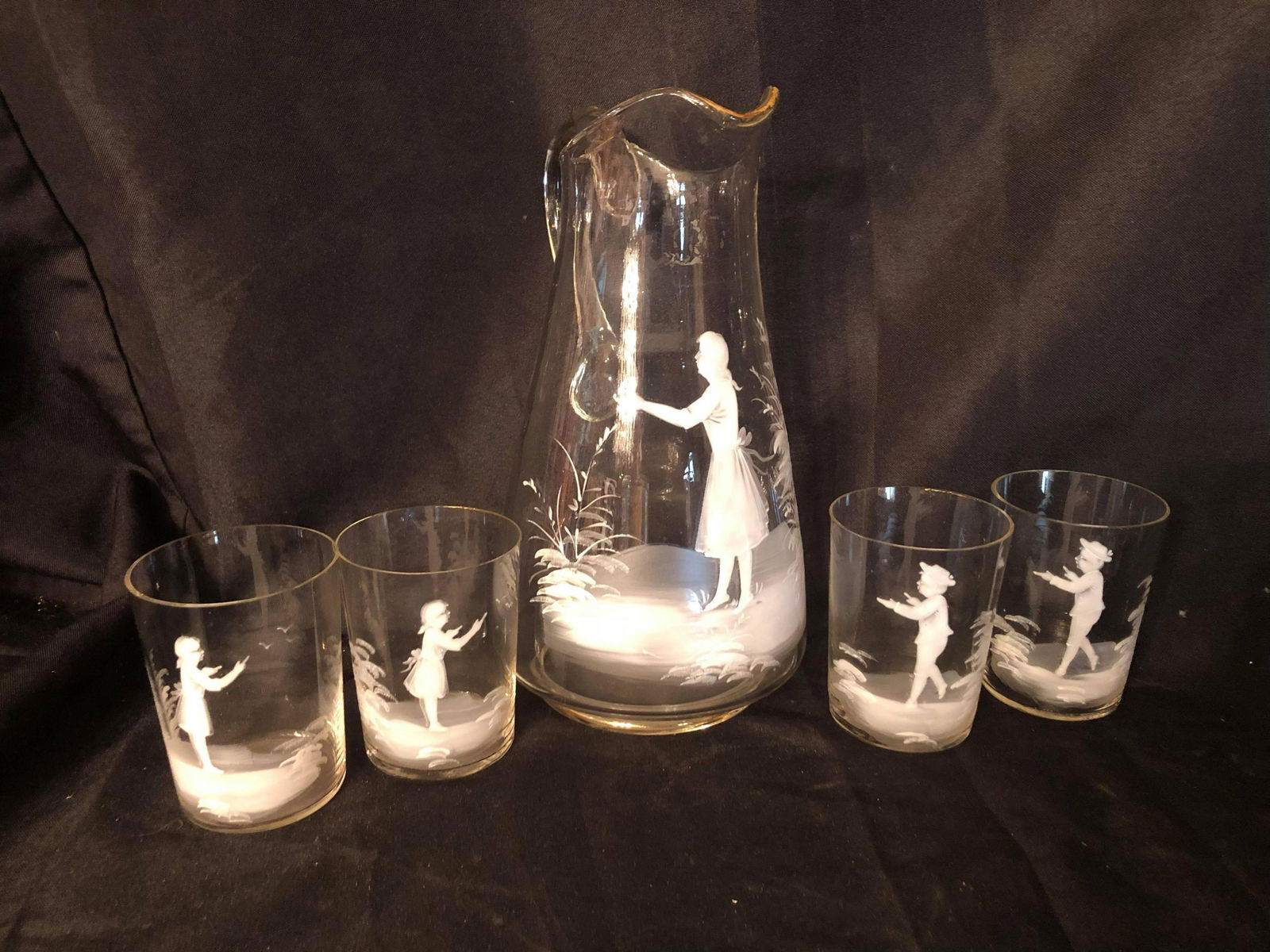 MARY GREGORY STYLE PITCHER & CUPS (12") (1 of 4)