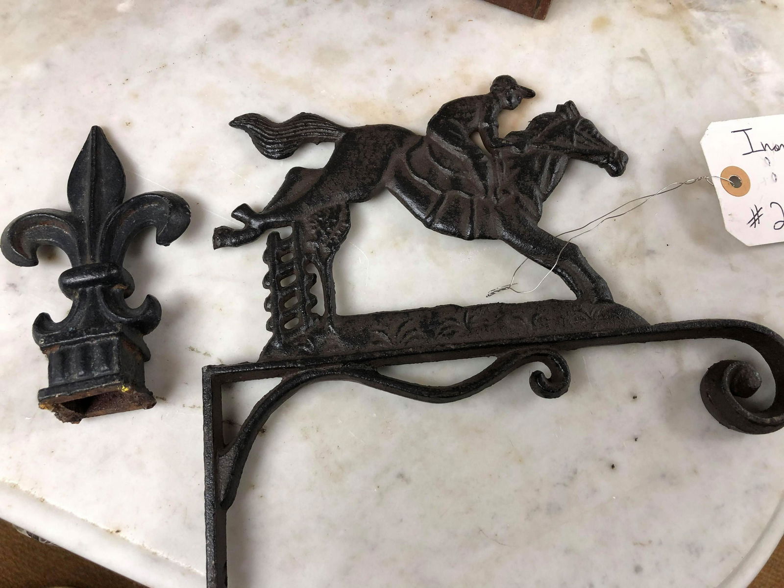 Iron Fleur De Lis & Horse Bracket (1 of 1)