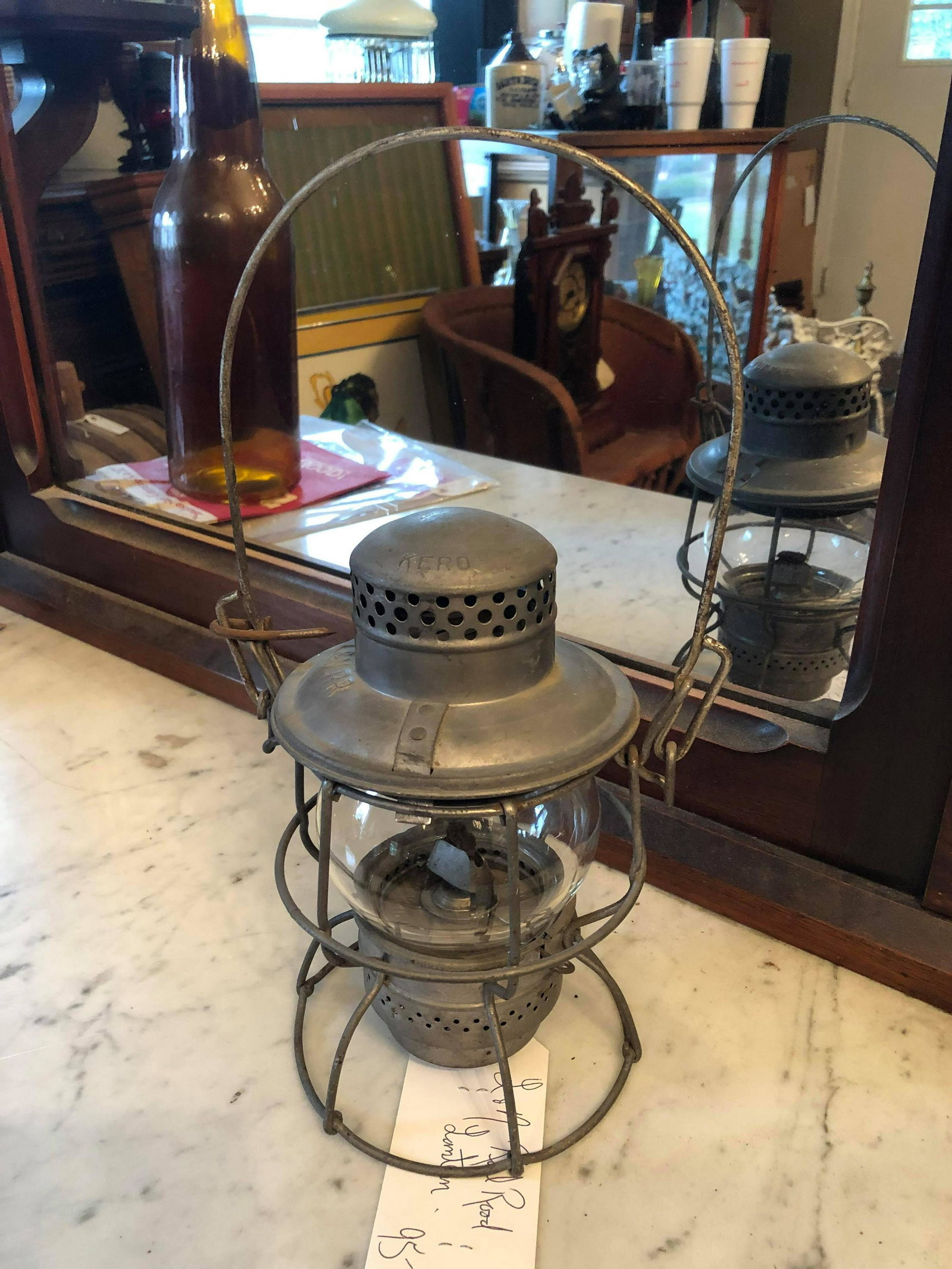 L&N Railroad Lantern: L&N Railroad Lantern