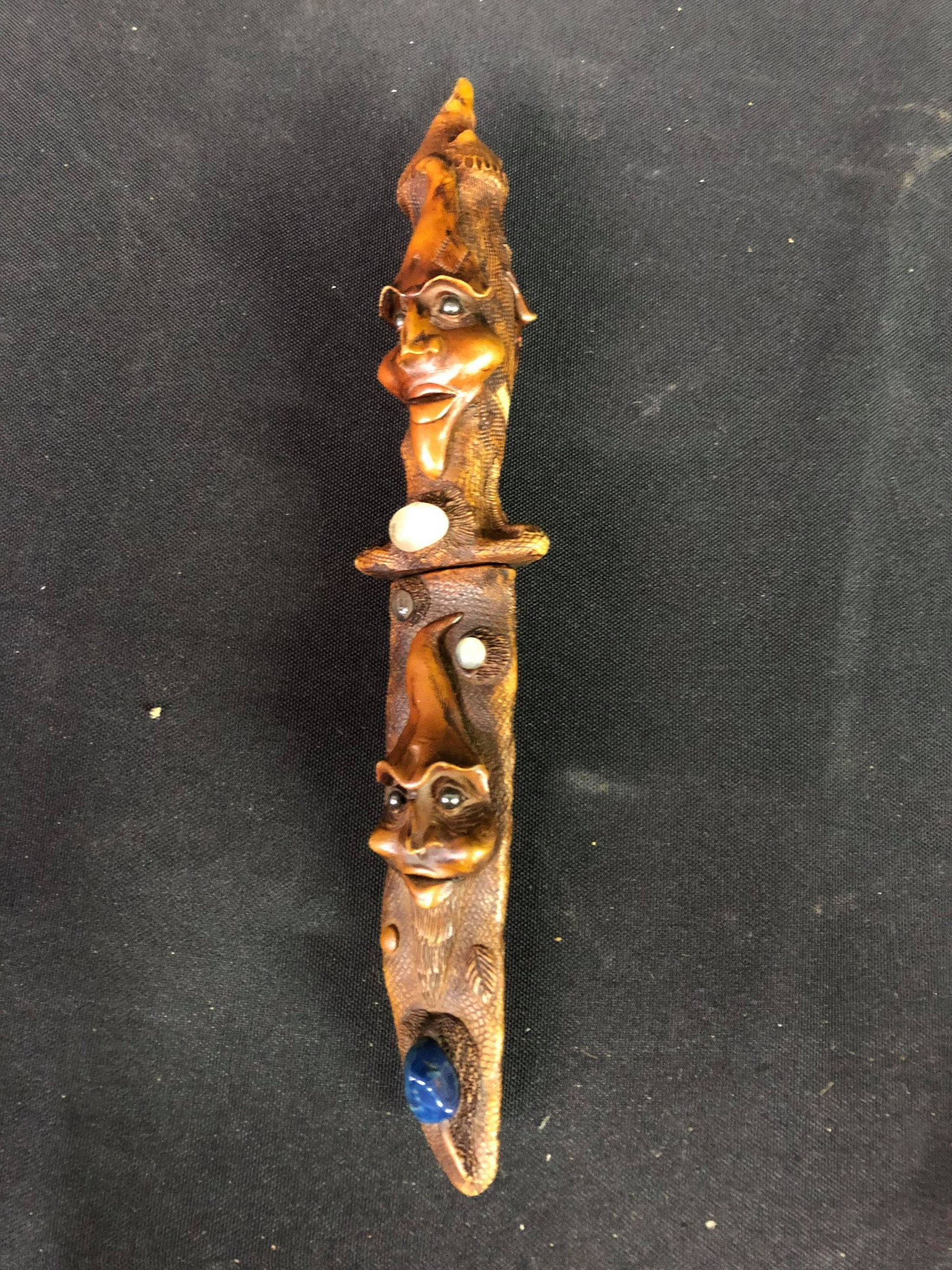 VERY UNIQUE HIGHLY CARVED KNIFE & SHEATH (1 of 6)