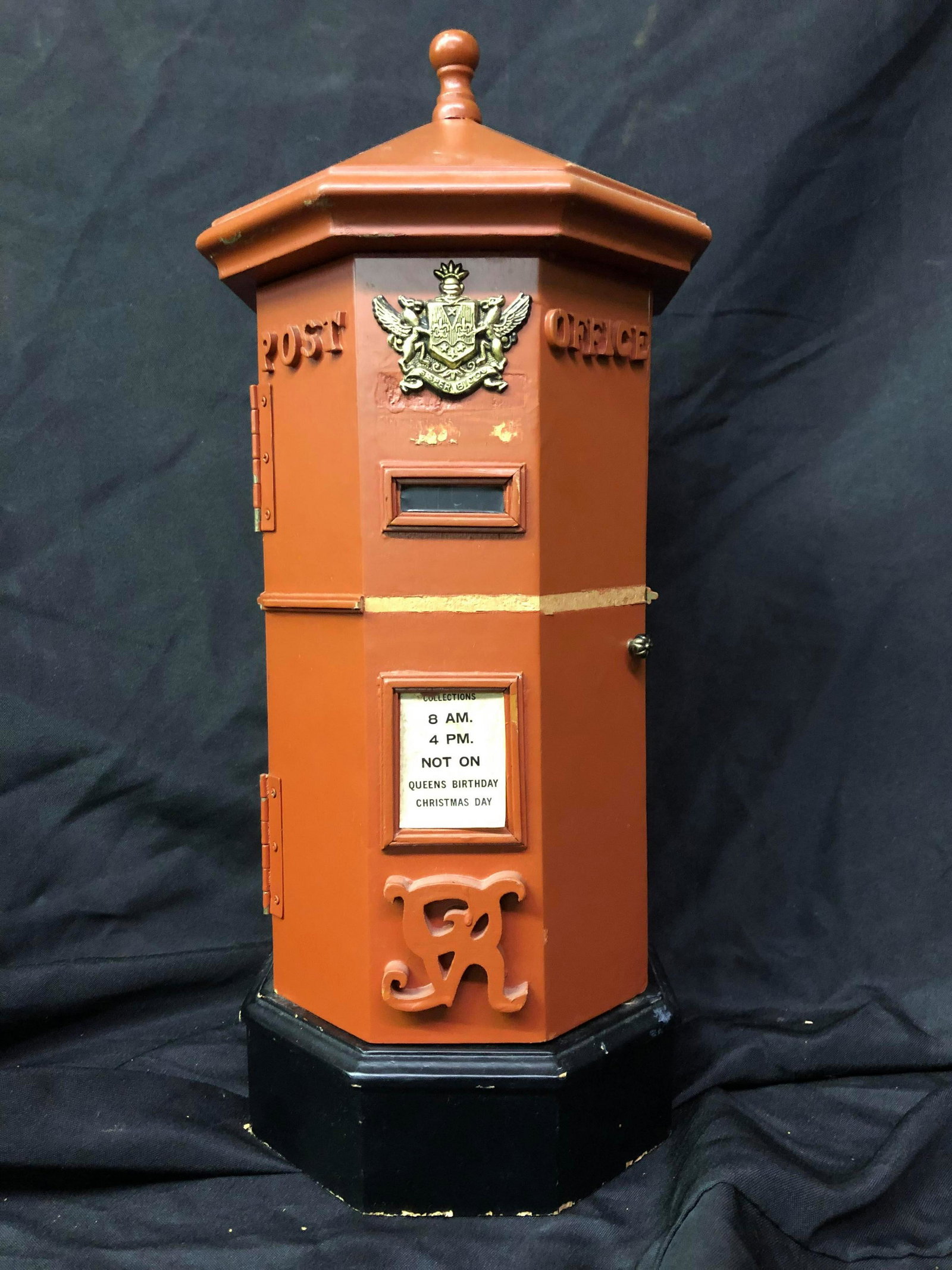 Wooden Post Office Miniature/Toy: Wooden Post Office Miniature/Toy
