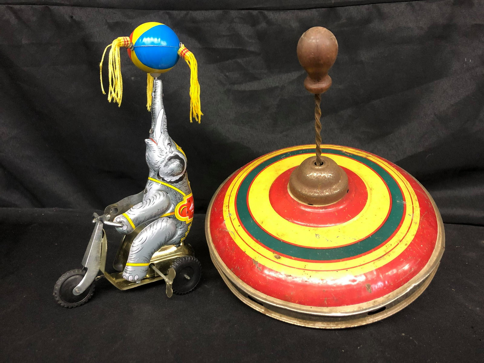 Ohio Art/Ohio Art Style Tin Toys Top & Elephant: Ohio Art/Ohio Art Style Tin Toys Top & Elephant