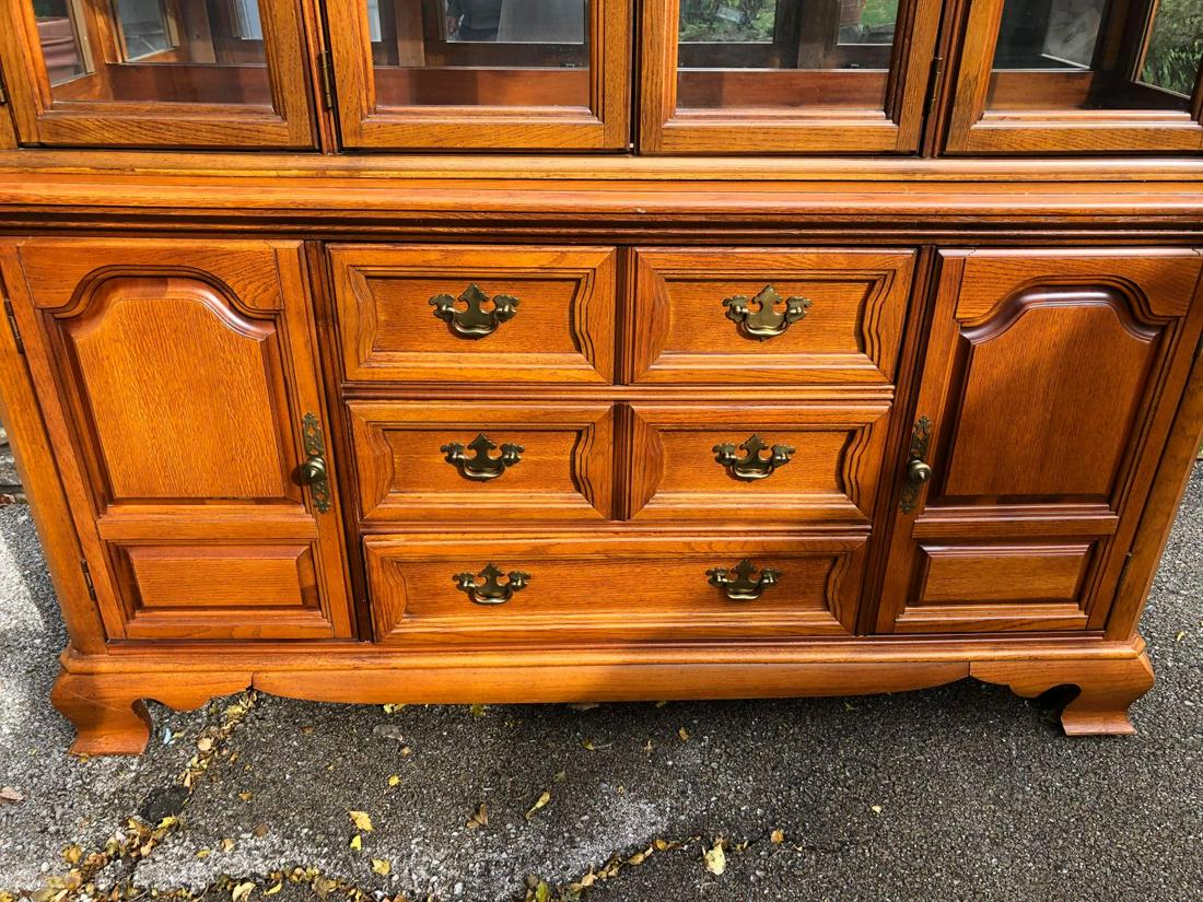 Maple China Hutch: Maple China Hutch