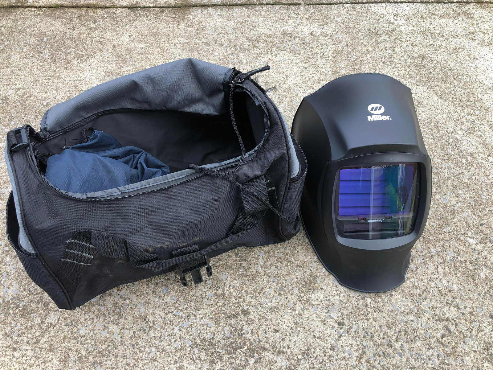 Welders and Storage Bag (1 of 1)