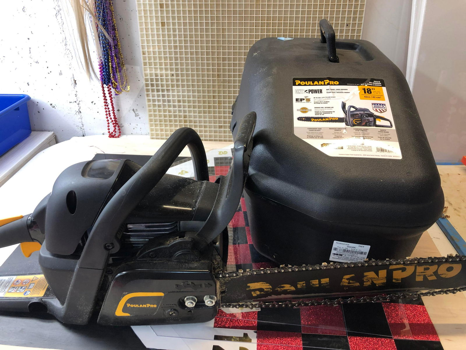 PoulanPro 18" Chainsaw w/ Case (1 of 1)