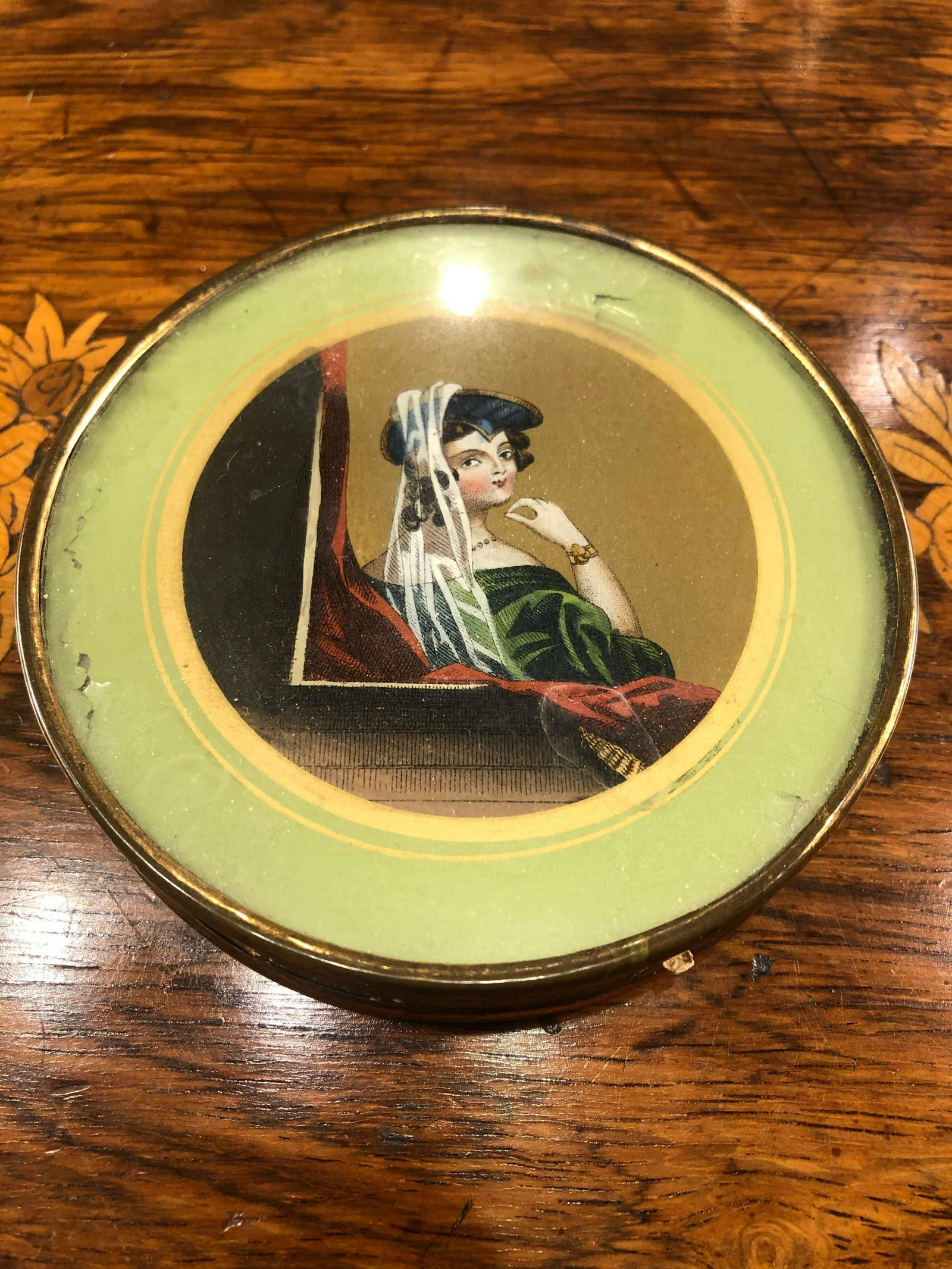Fine And Rare Reverse Painted Glass And Paste Board: Fine And Rare Reverse Painted Glass And Paste Board Trinket Box. French, Circa 1820-1840