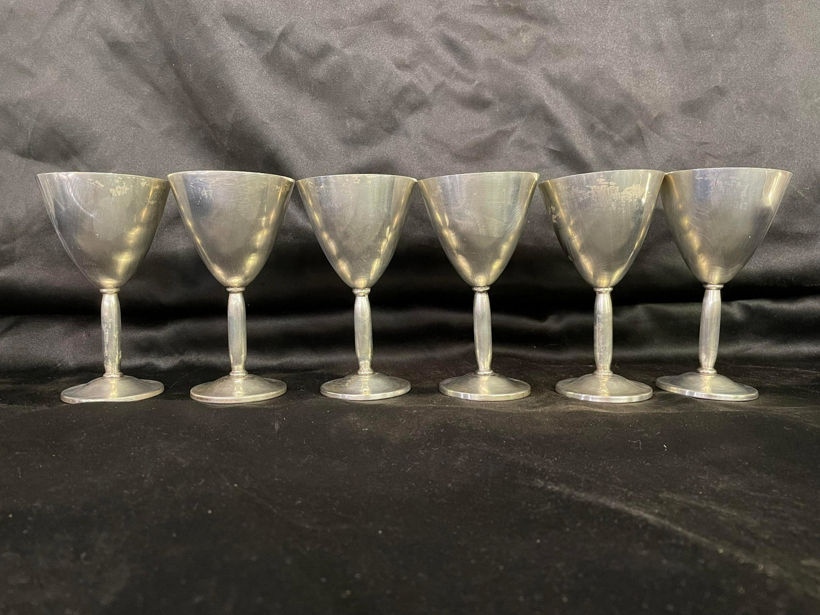 Collection Of Sterling Claude S. Bennett Goblets (581 G: Collection Of Sterling Claude S. Bennett Goblets (581 Grams)