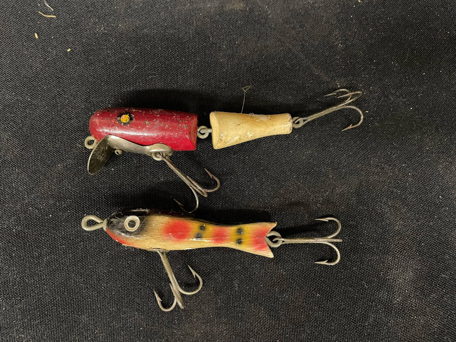 Vintage Wooden Fishing Lures: Vintage Wooden Fishing Lures