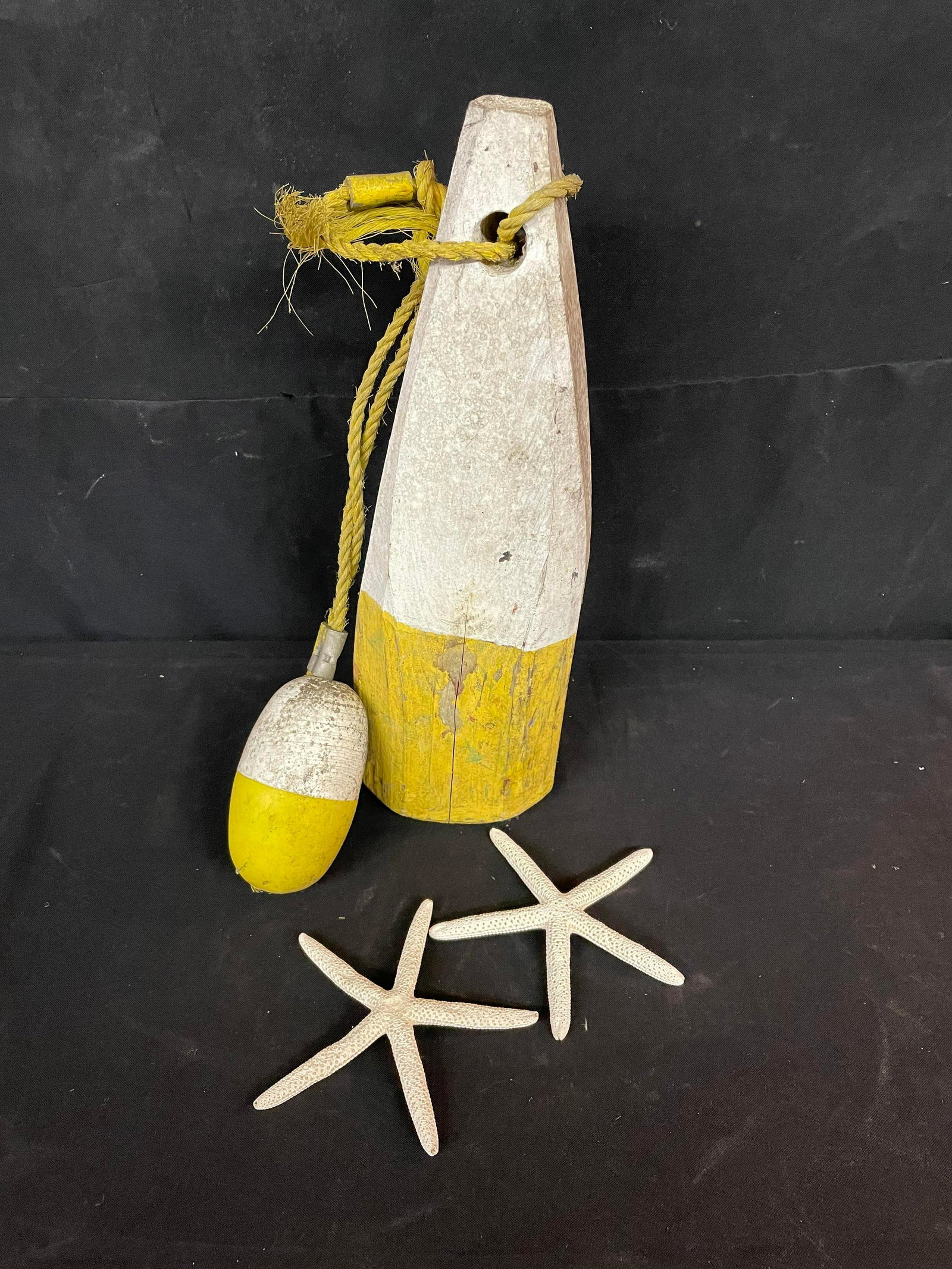 Wooden Buoy & Starfish Decor: Wooden Buoy & Starfish Decor